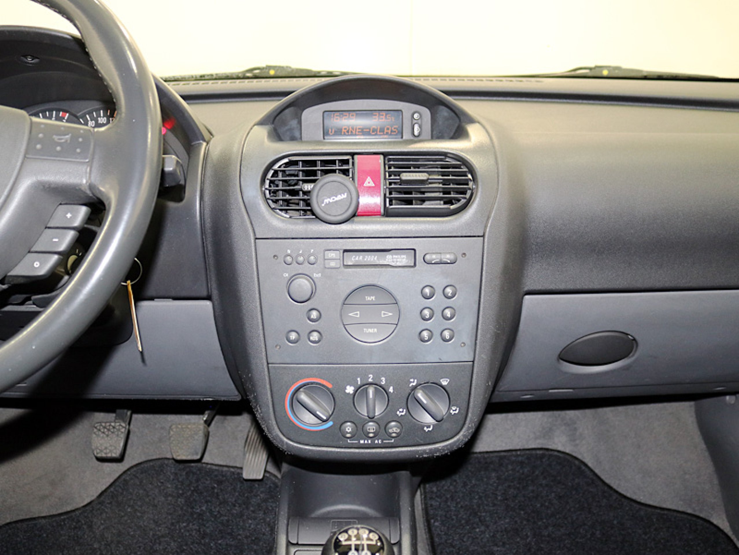 Foto Opel Corsa 17