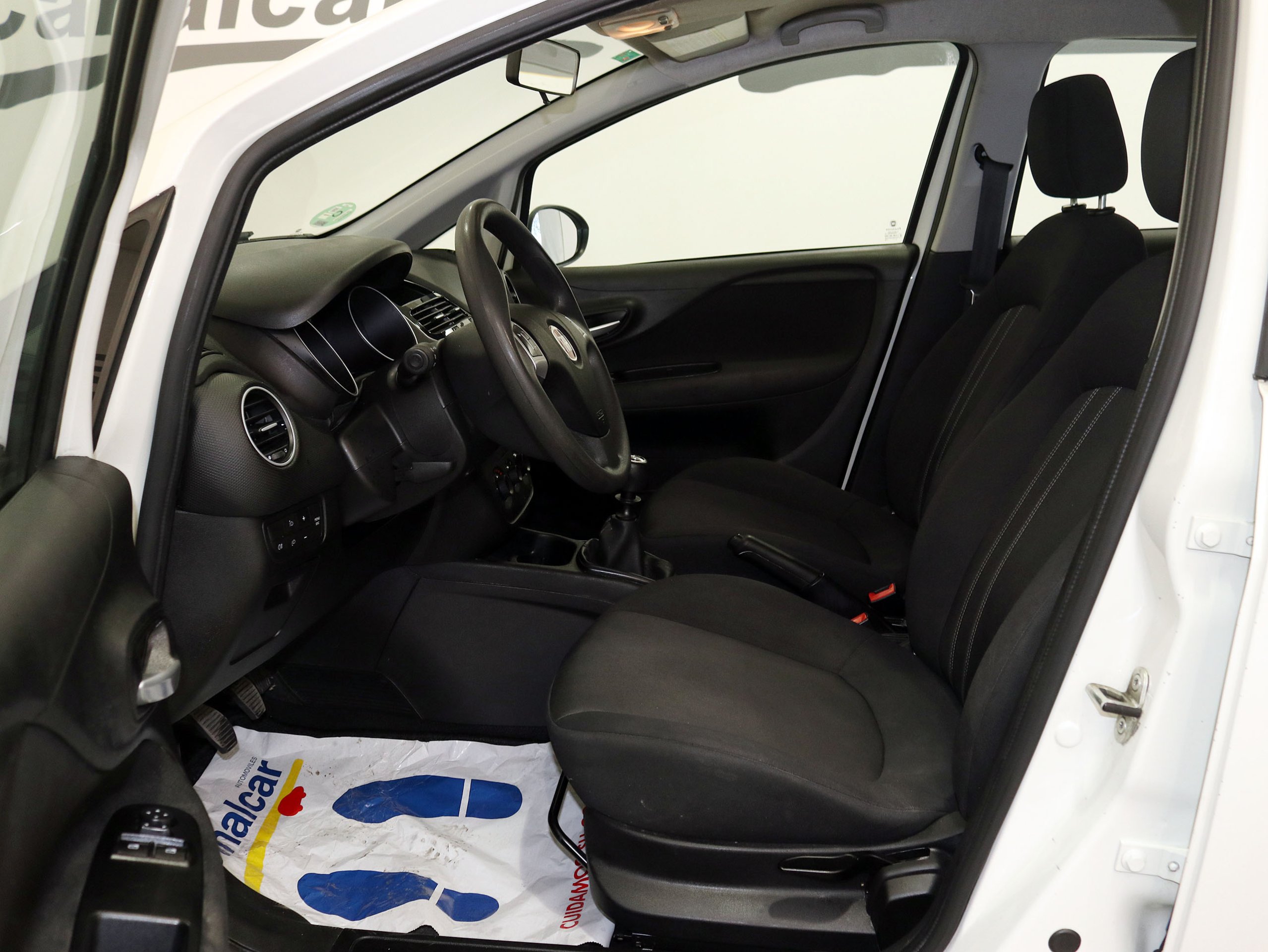 Foto Fiat Punto 11