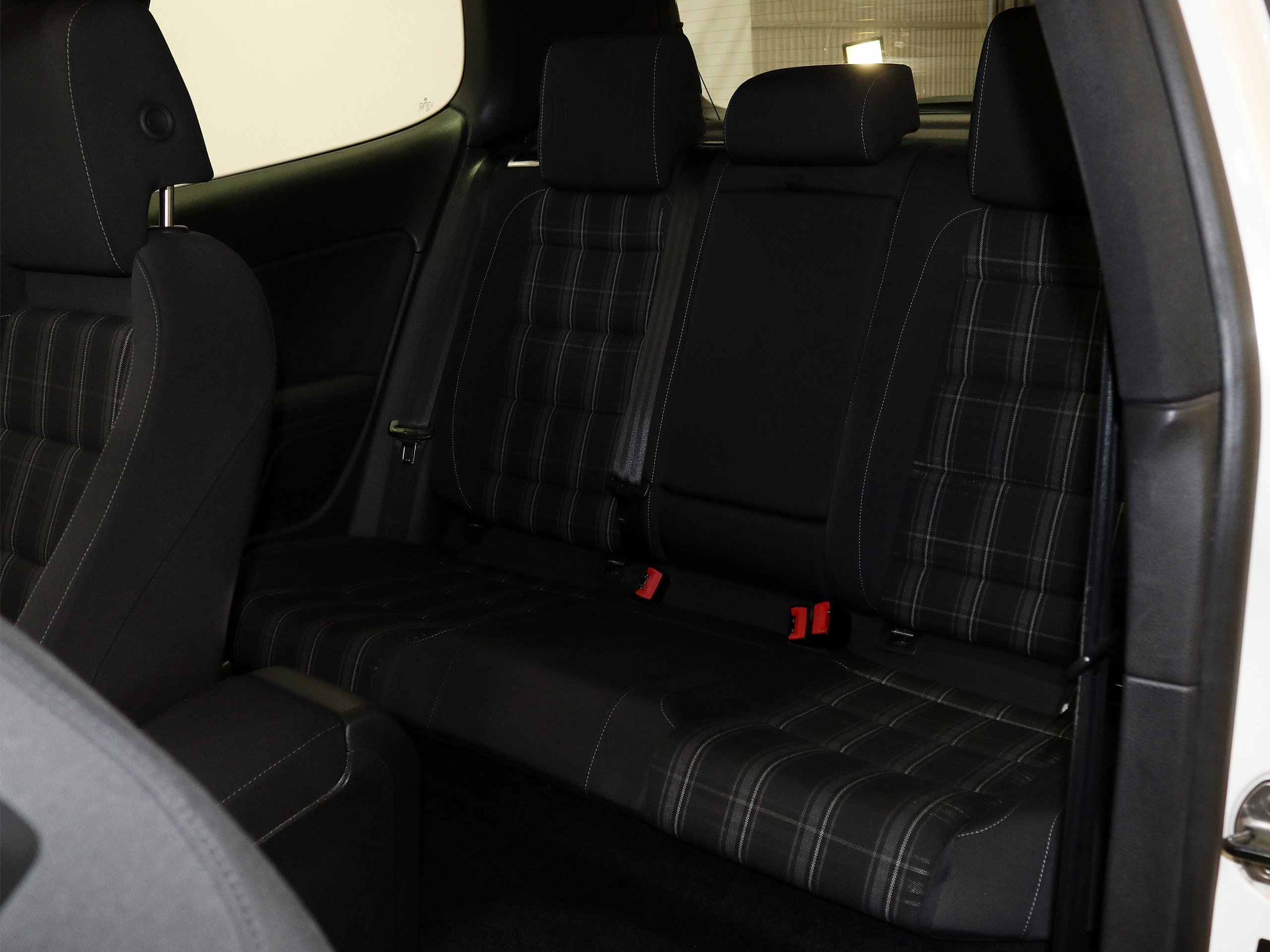 Foto Volkswagen Golf 16
