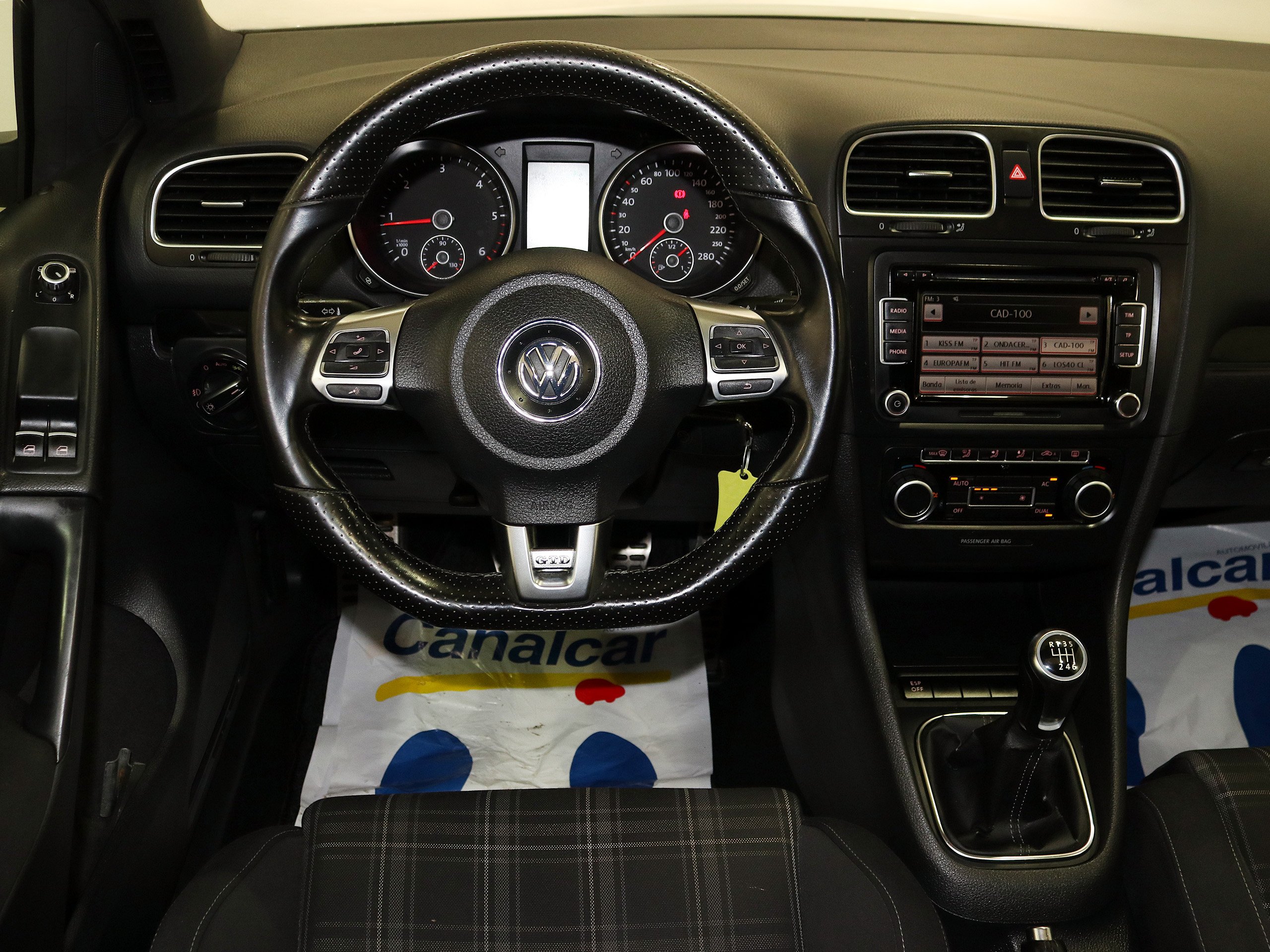 Foto Volkswagen Golf 23