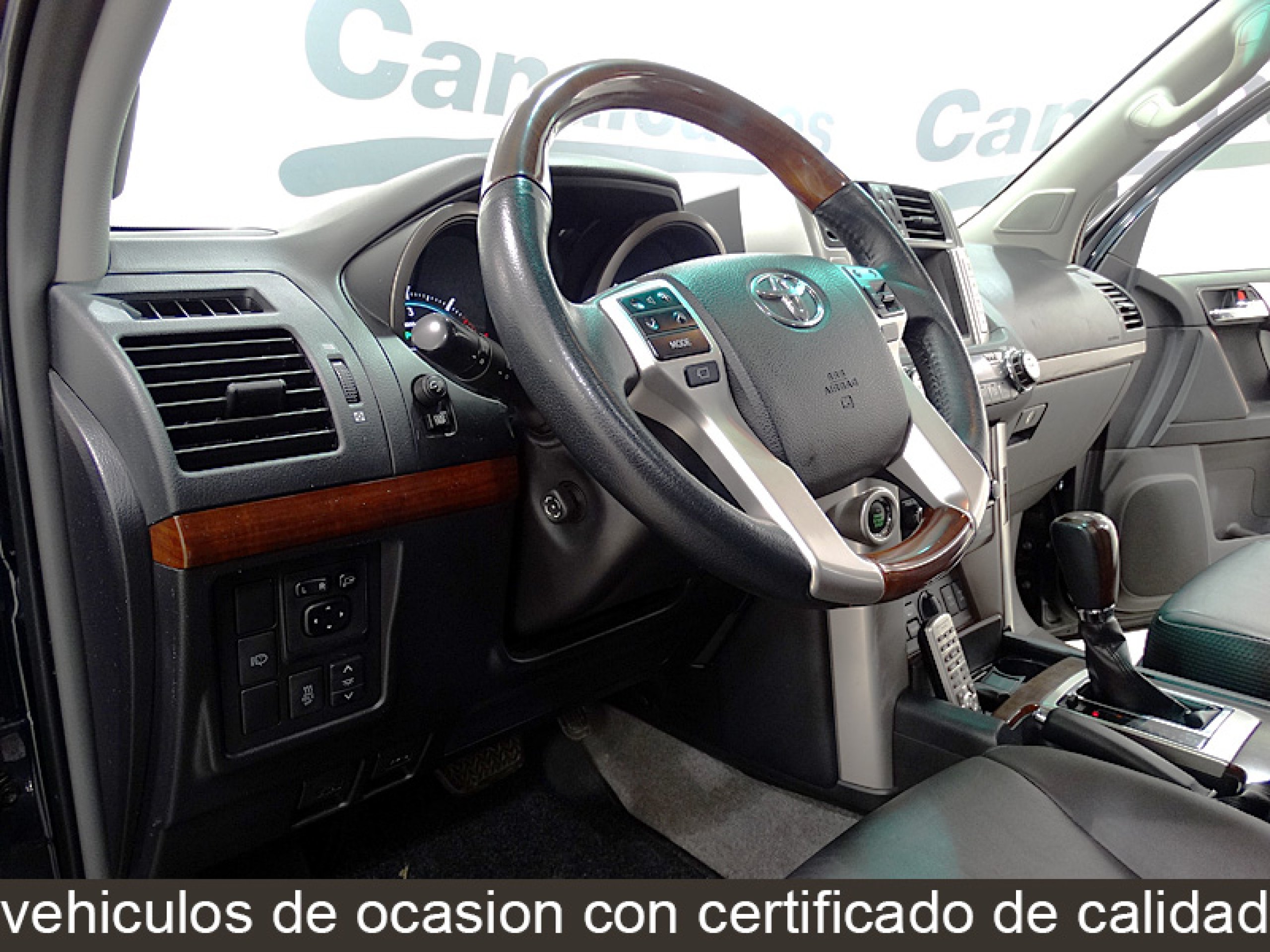 Foto Toyota Land Cruiser 28