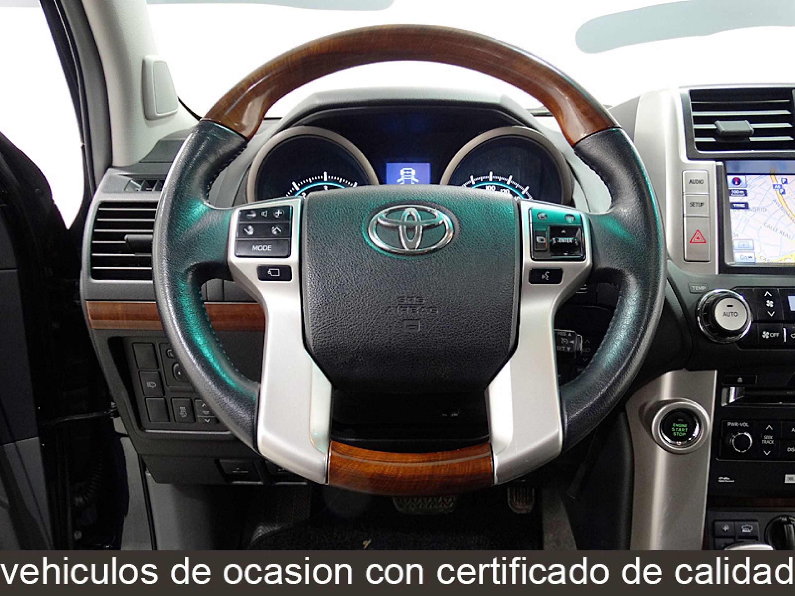 Foto Toyota Land Cruiser 31