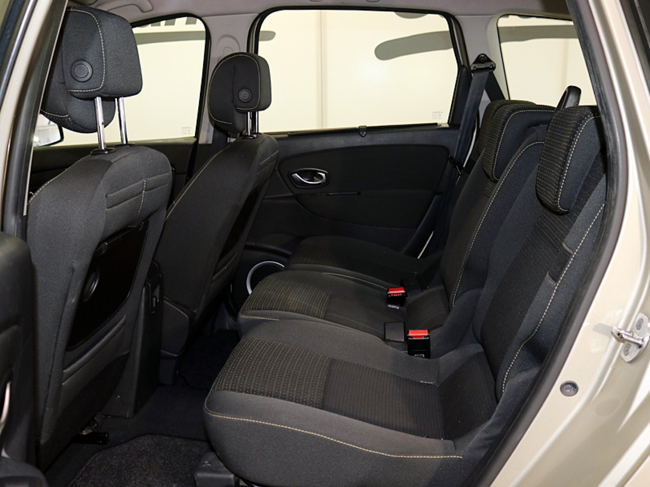 Foto Renault Grand Scenic 11 Foto Renault Grand Scenic 11