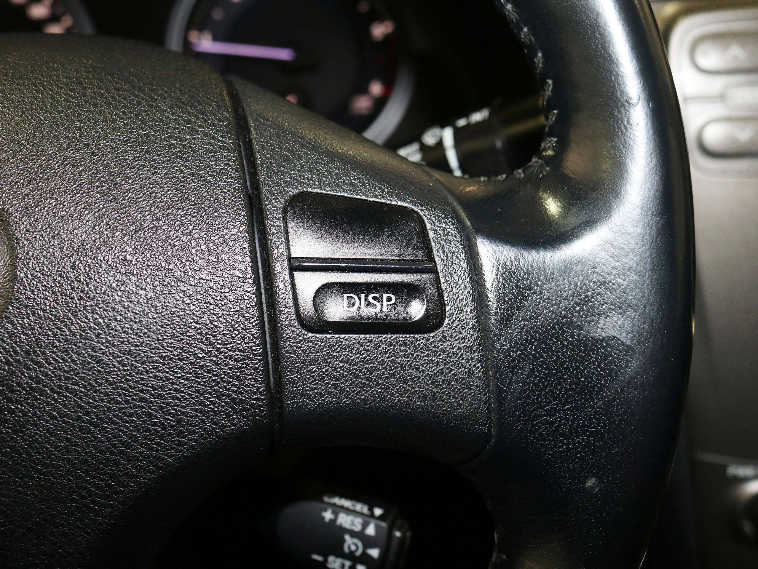 Foto Lexus IS 220d 31