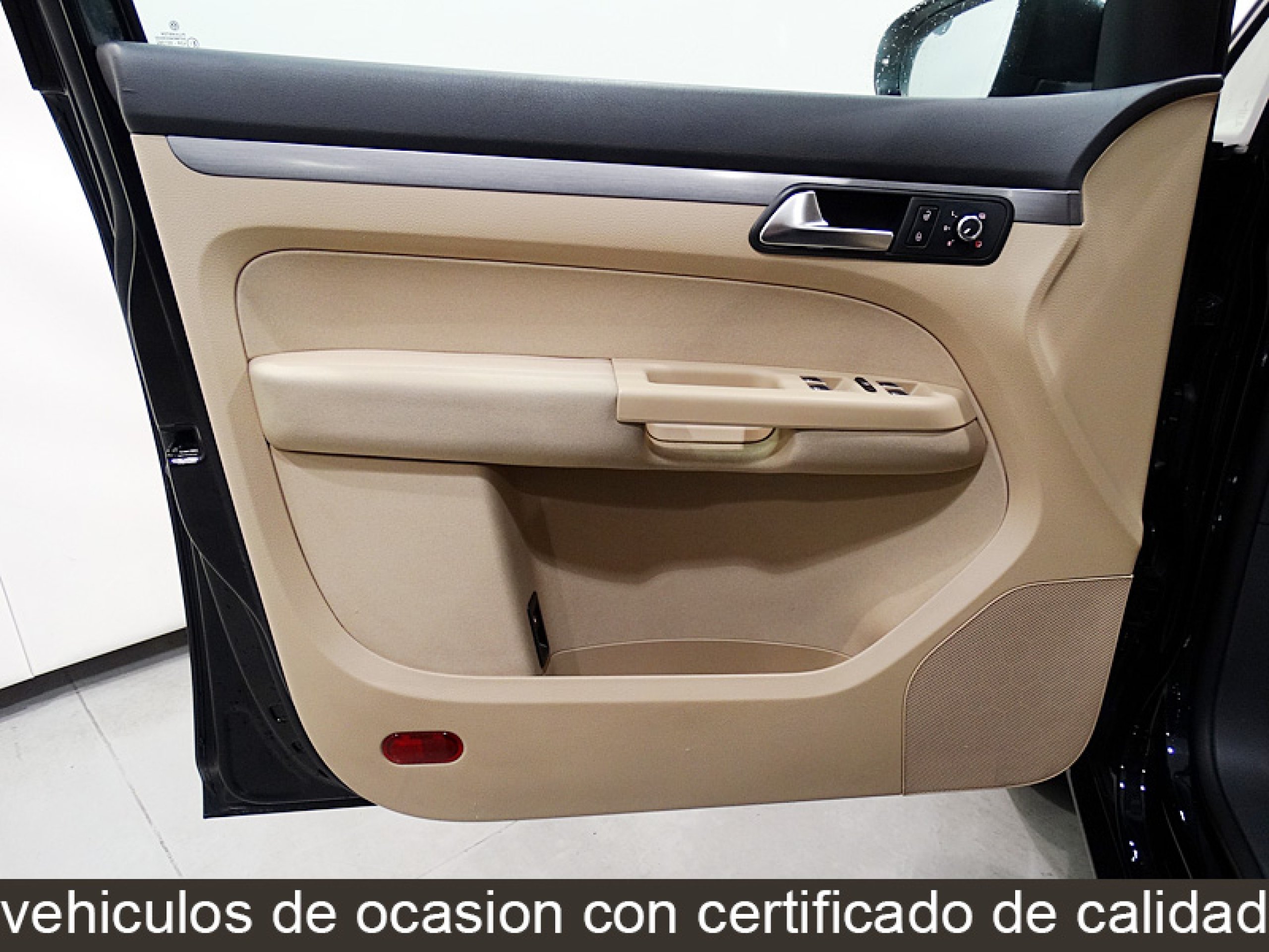 Foto Volkswagen Touran 23