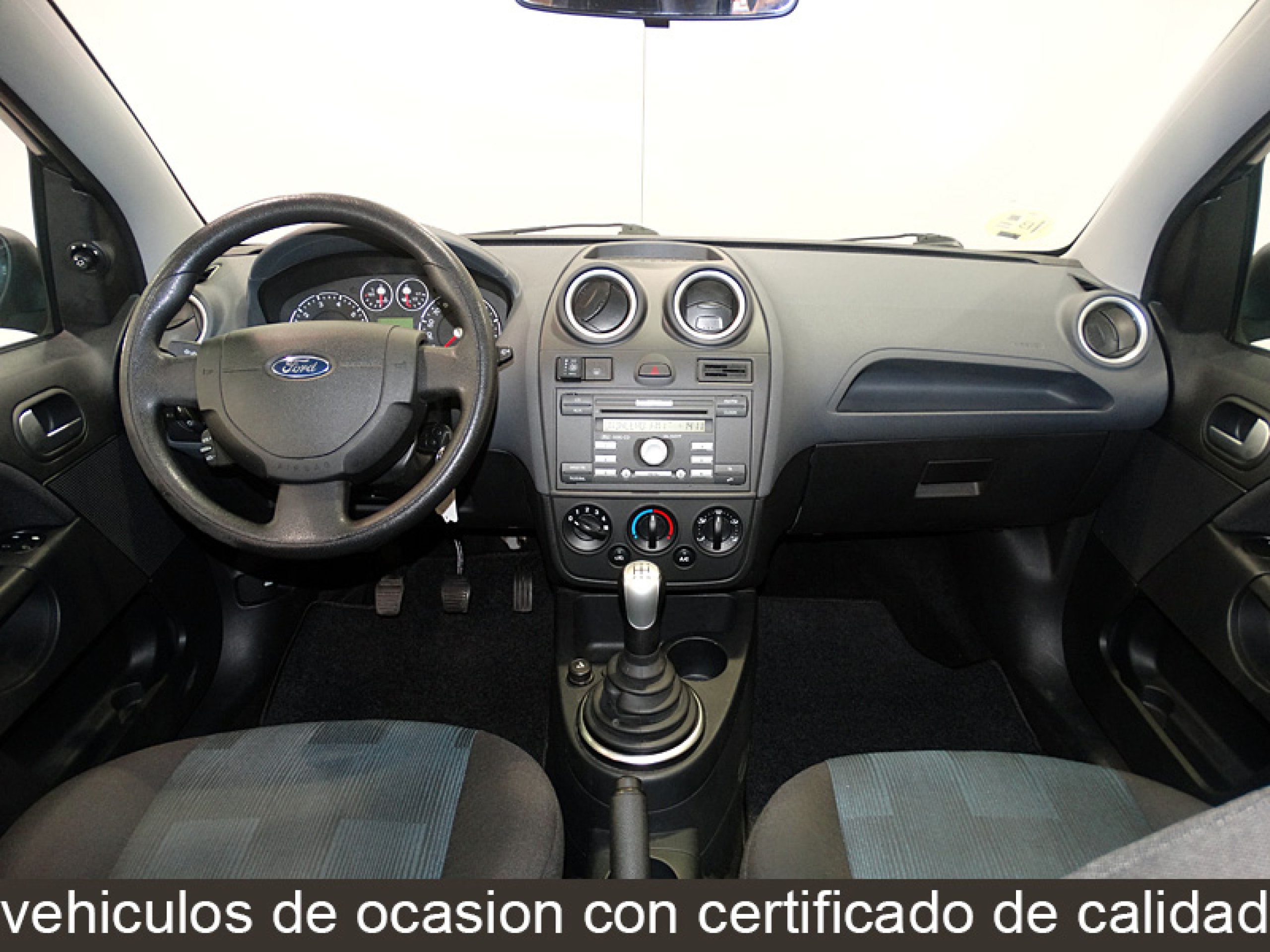 Foto Ford Fiesta 16