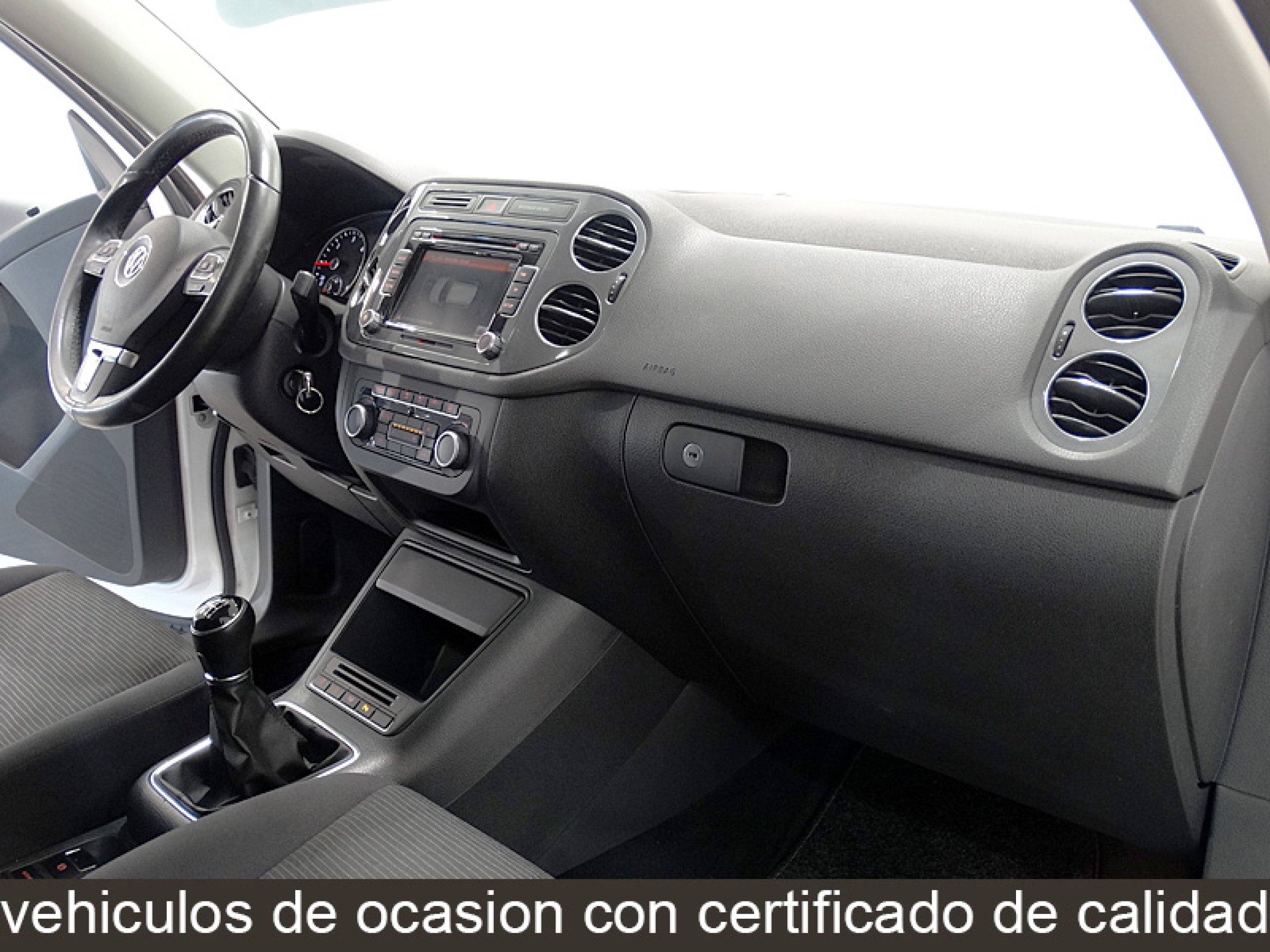Foto Volkswagen Tiguan 24