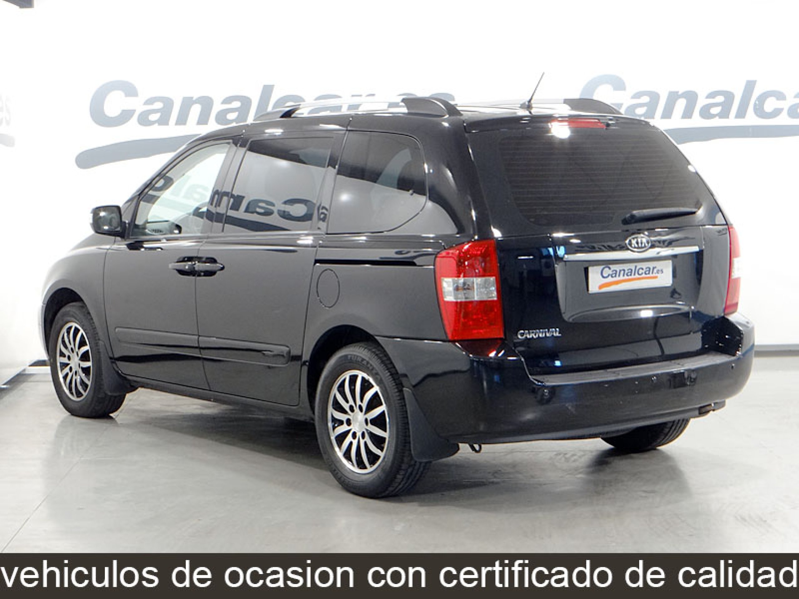 Foto Kia Carnival 8