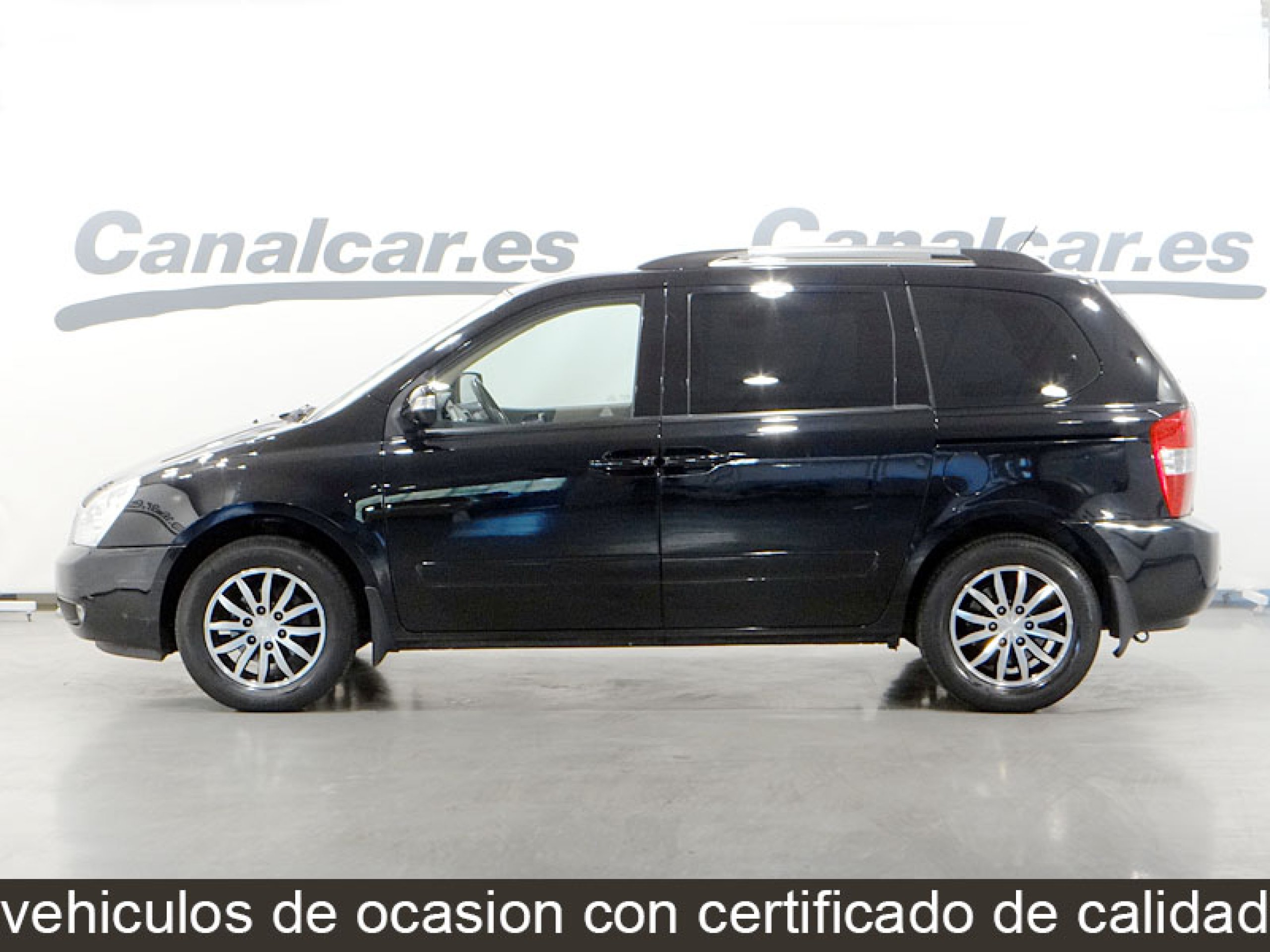 Foto Kia Carnival 10