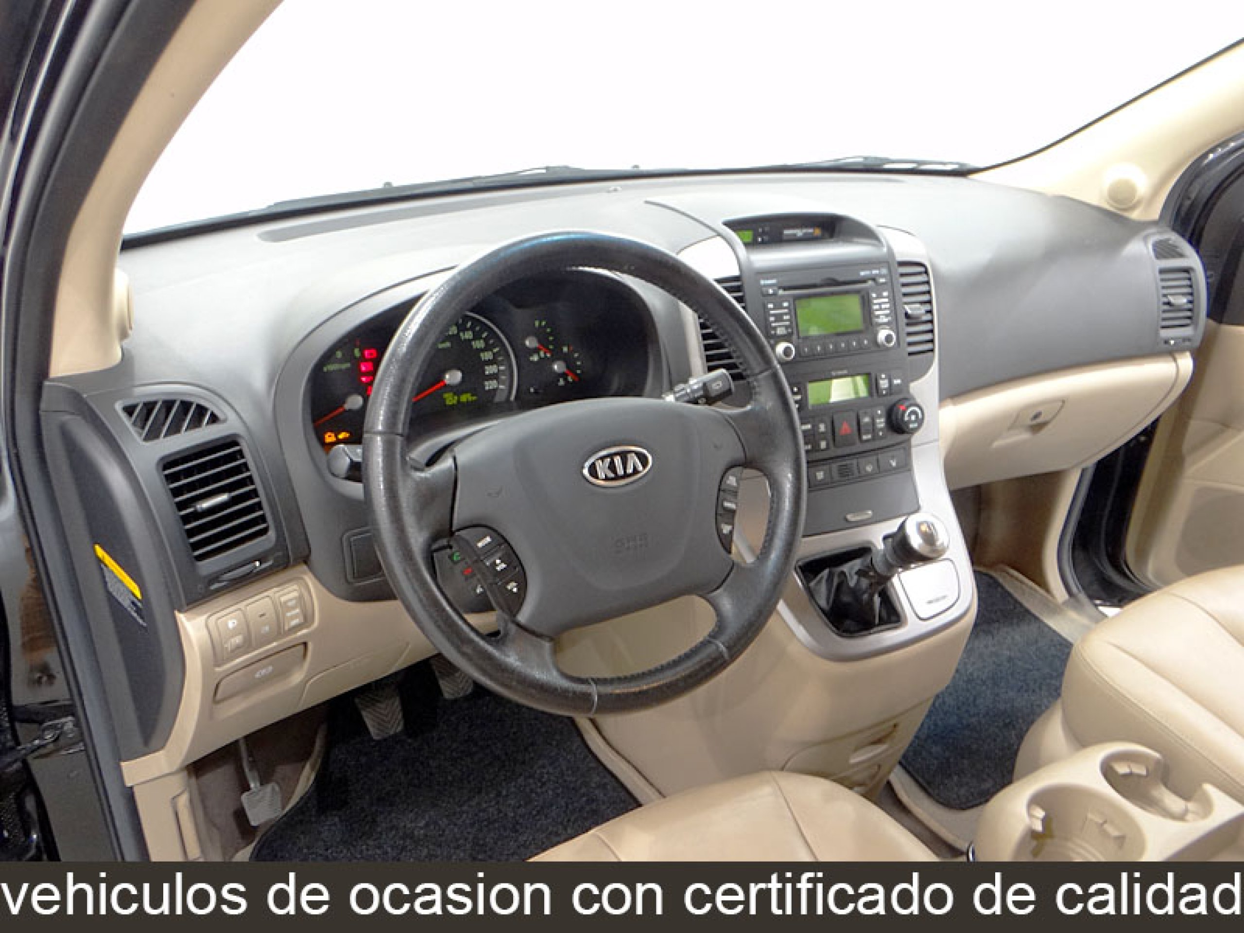 Foto Kia Carnival 21