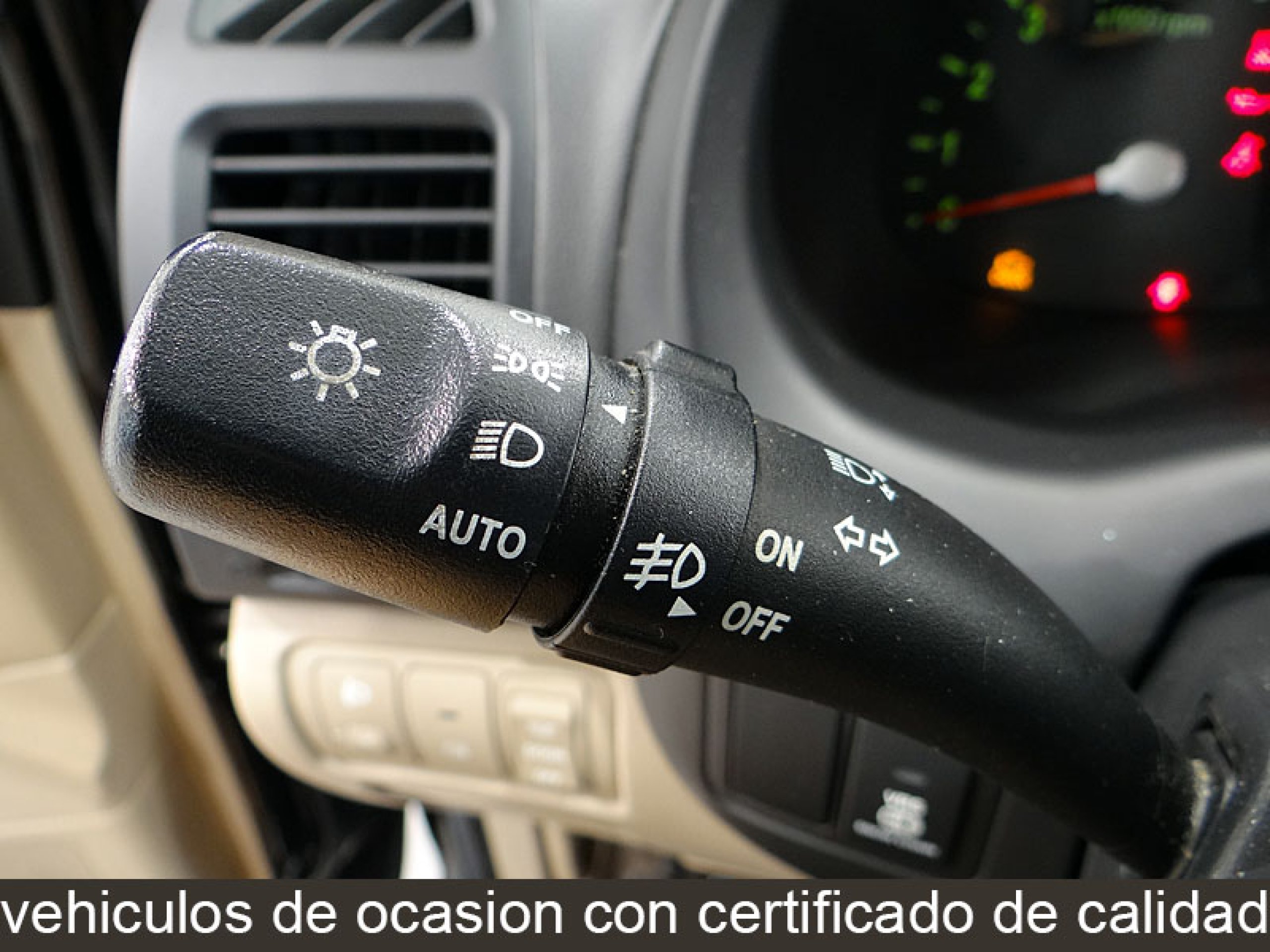 Foto Kia Carnival 32