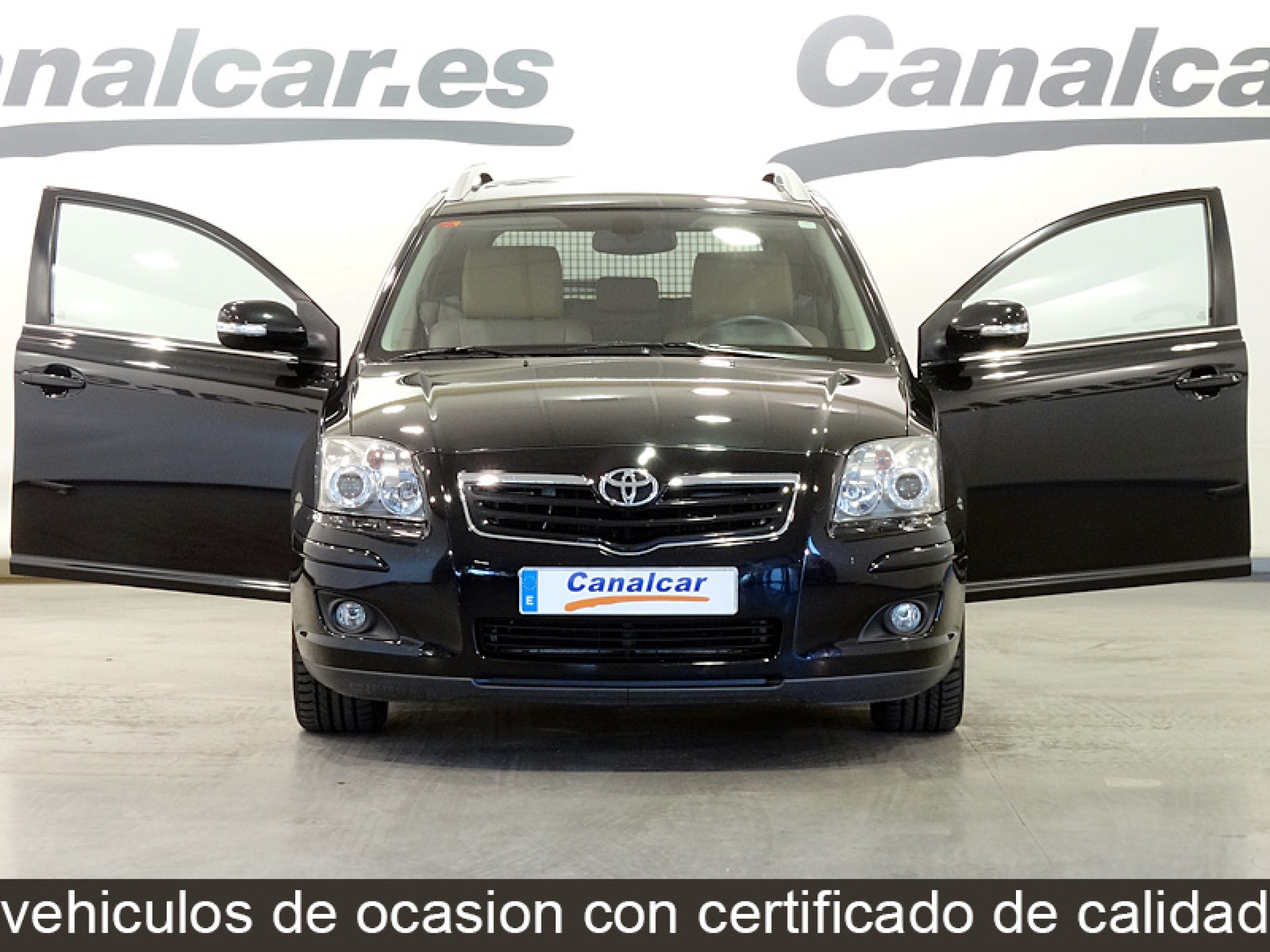 Foto Toyota Avensis 4