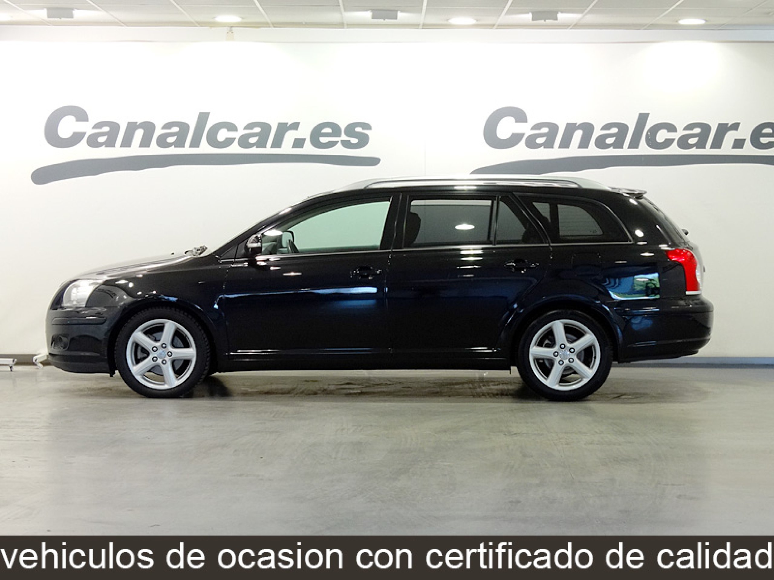 Foto Toyota Avensis 9