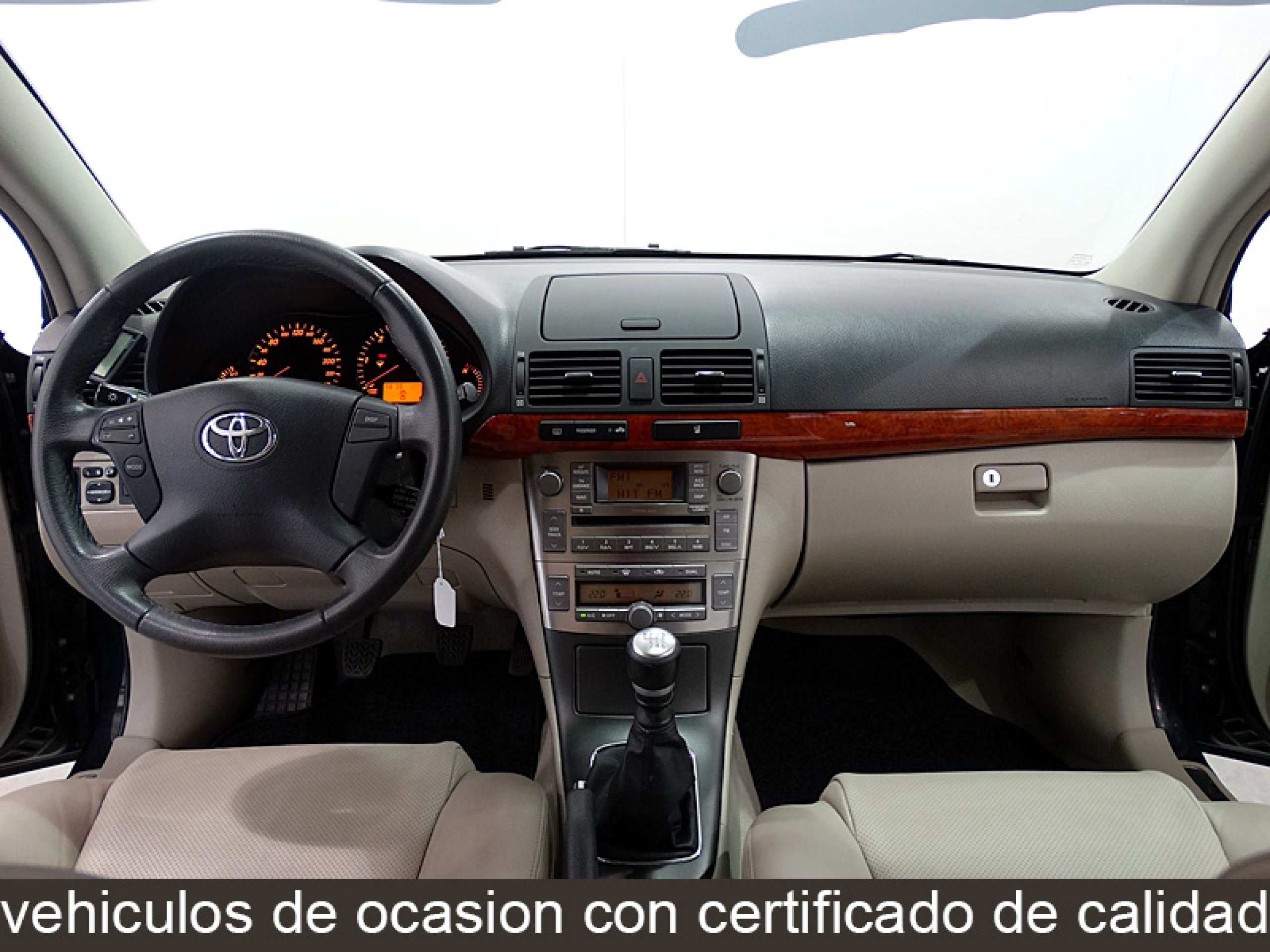 Foto Toyota Avensis 25