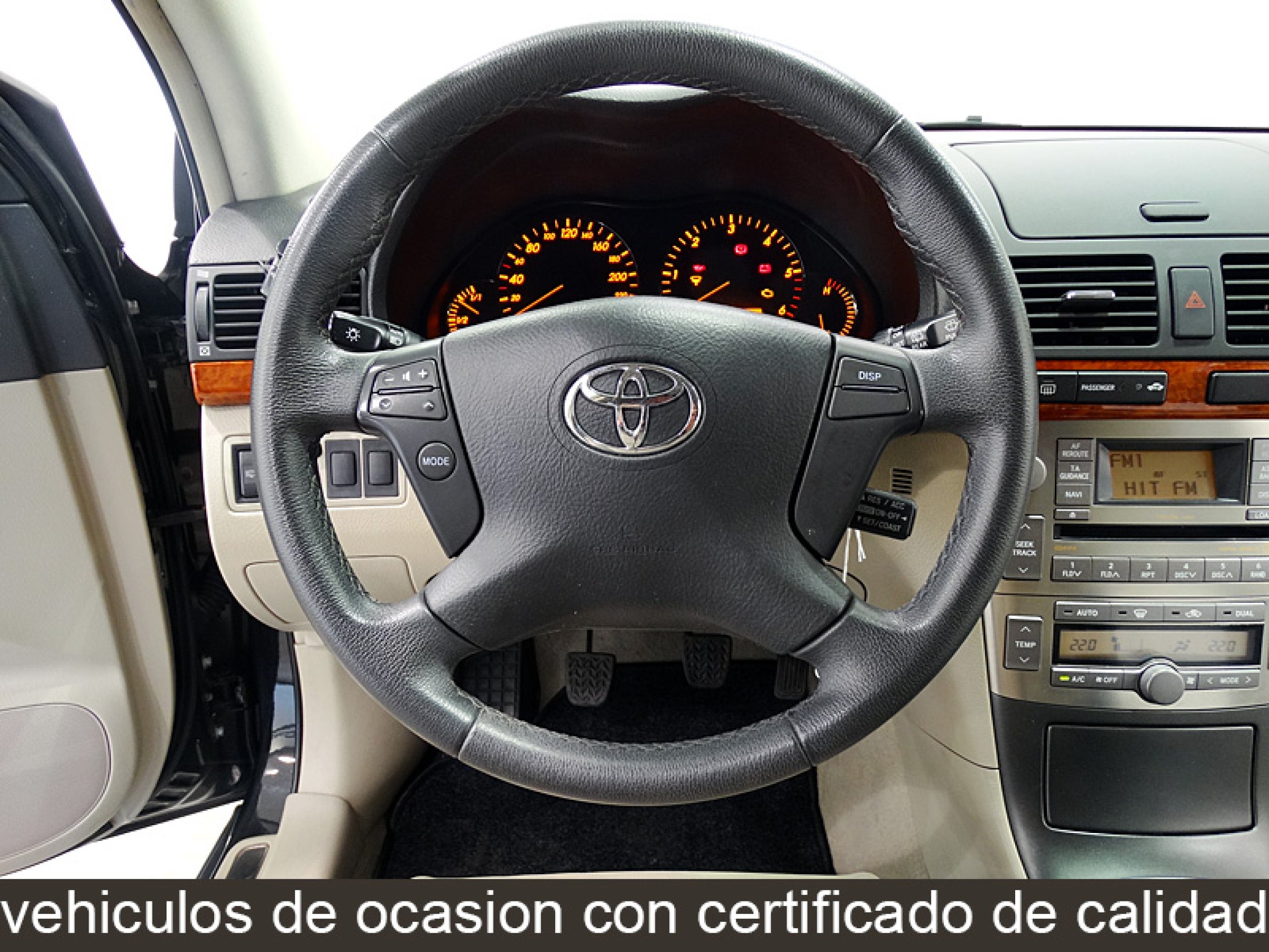 Foto Toyota Avensis 27