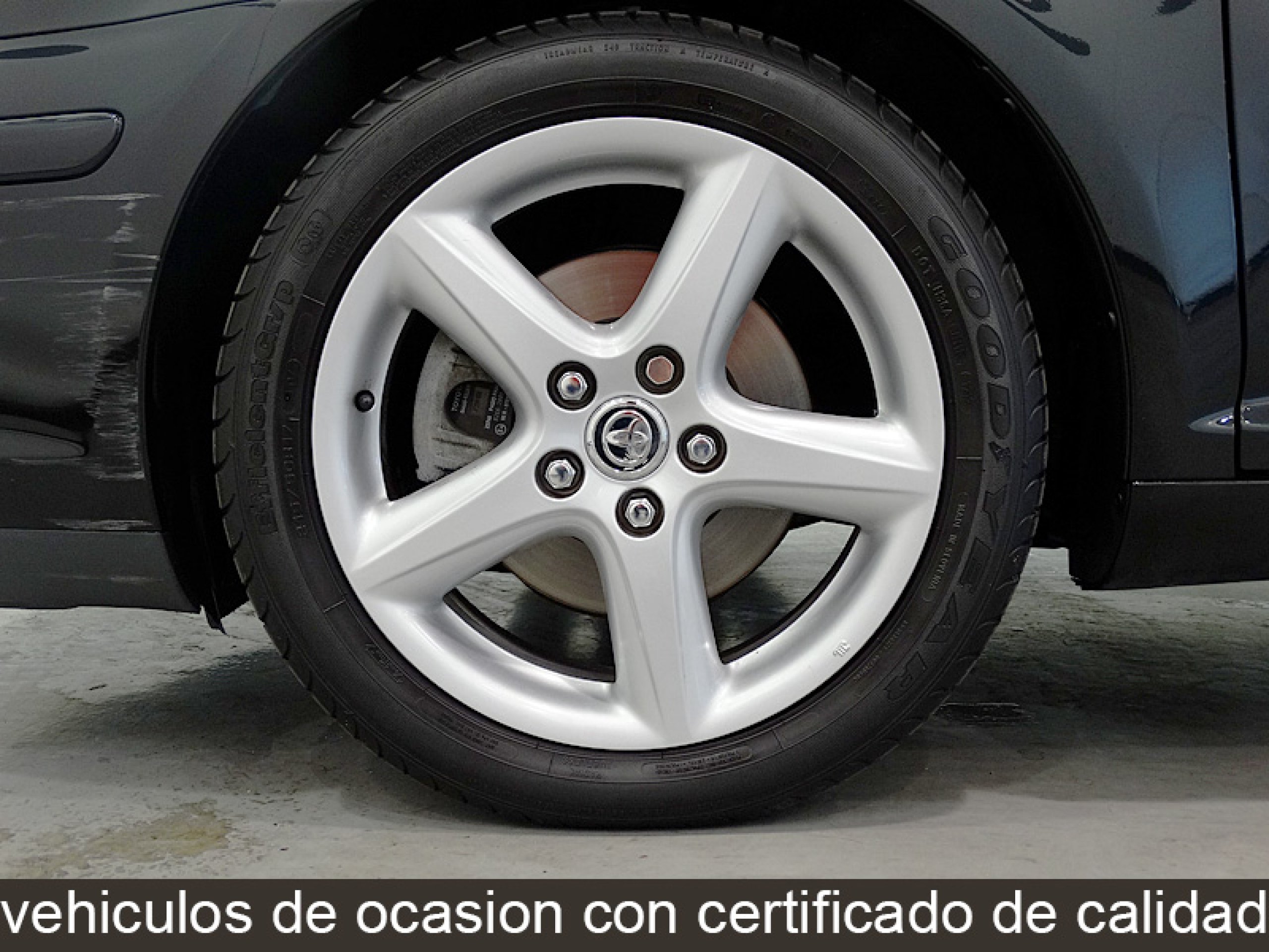 Foto Toyota Avensis 39