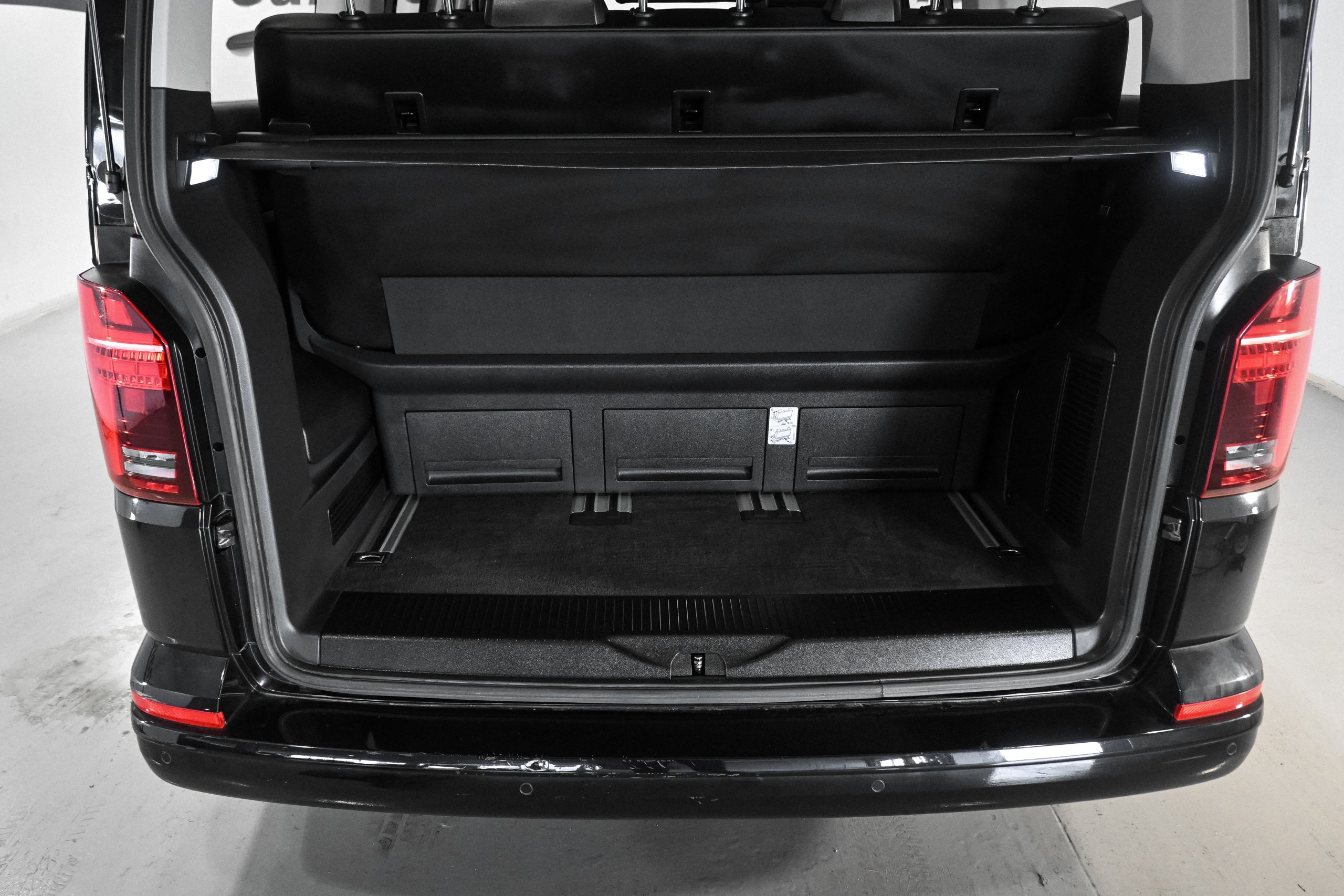 Foto Volkswagen Multivan 9