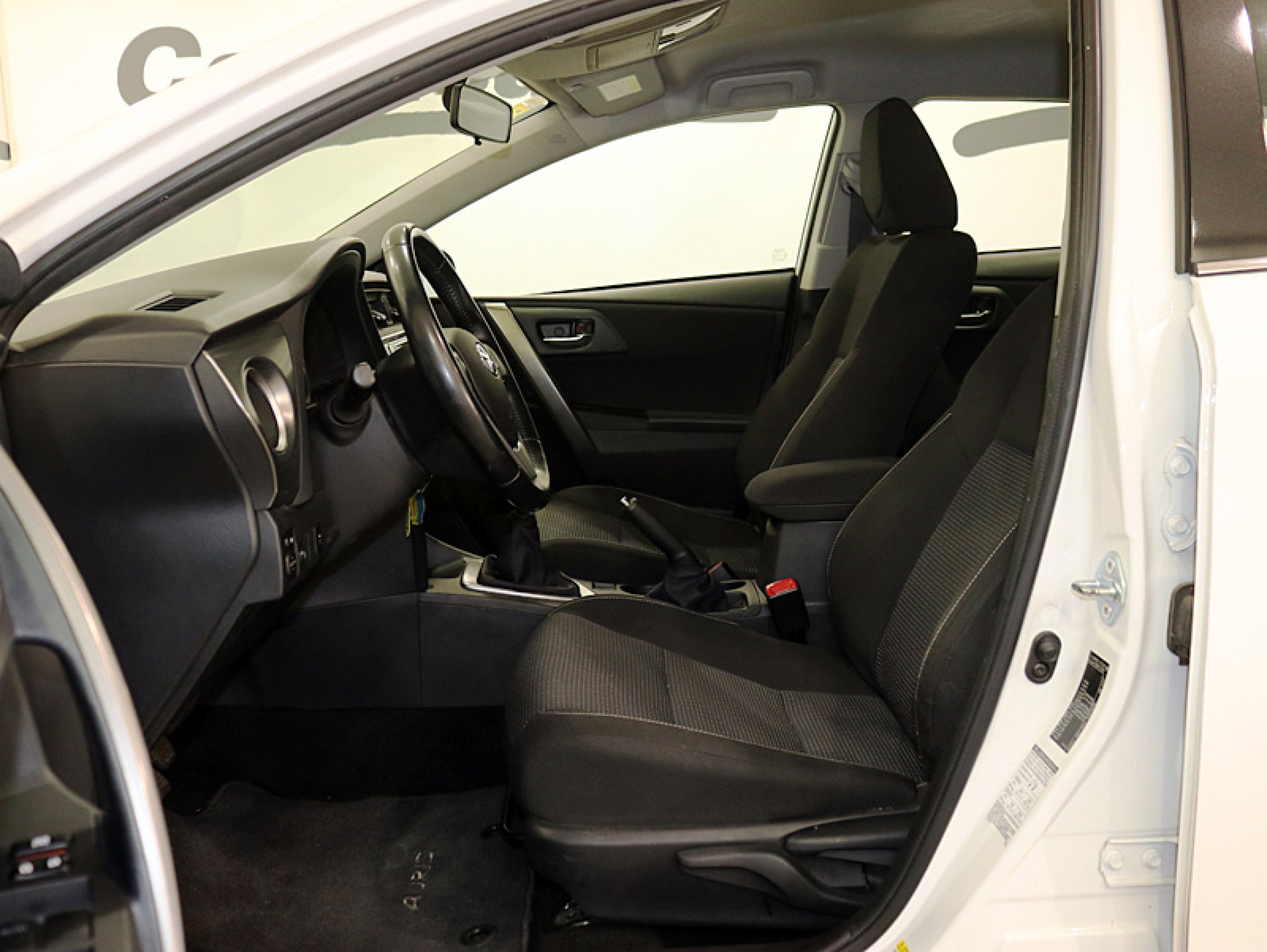 Foto Toyota Auris 11