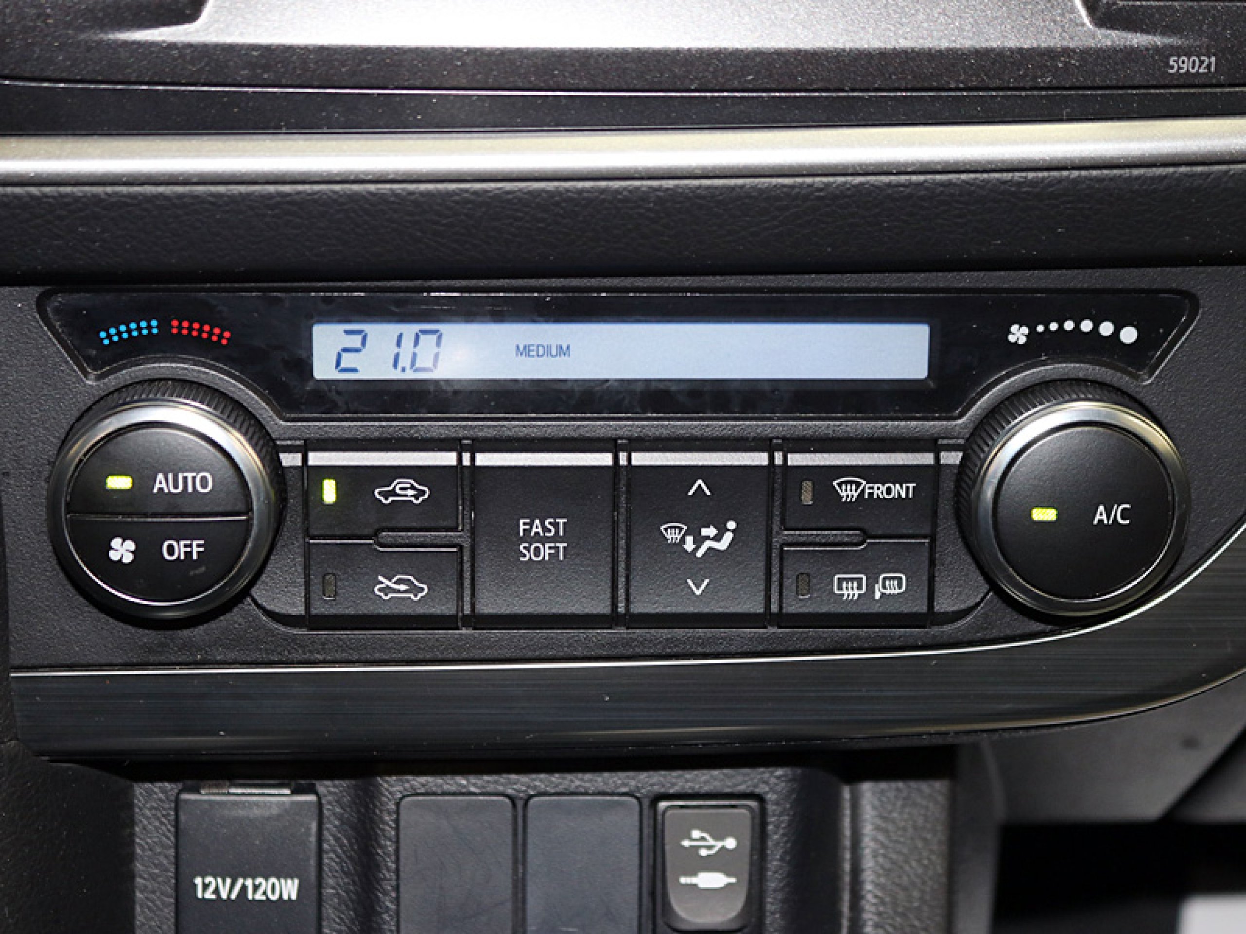 Foto Toyota Auris 18