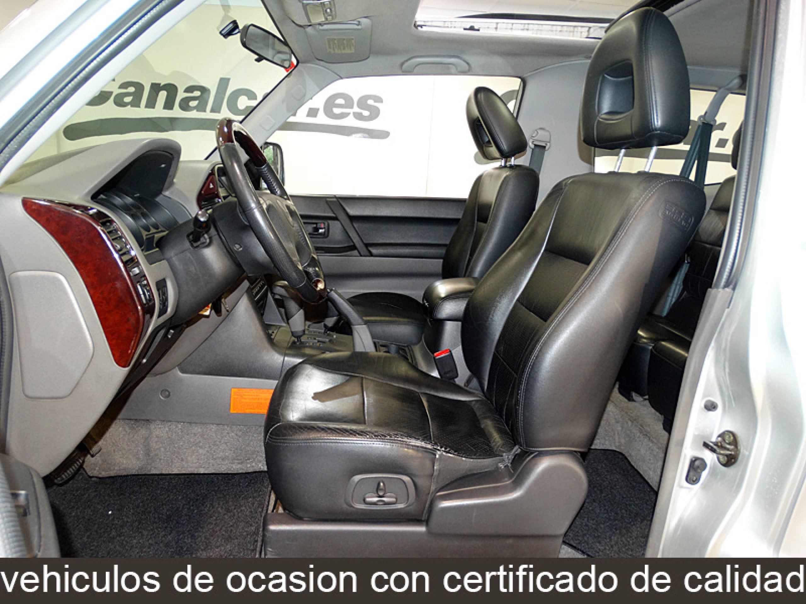 Foto Mitsubishi Montero 10 Foto Mitsubishi Montero 10