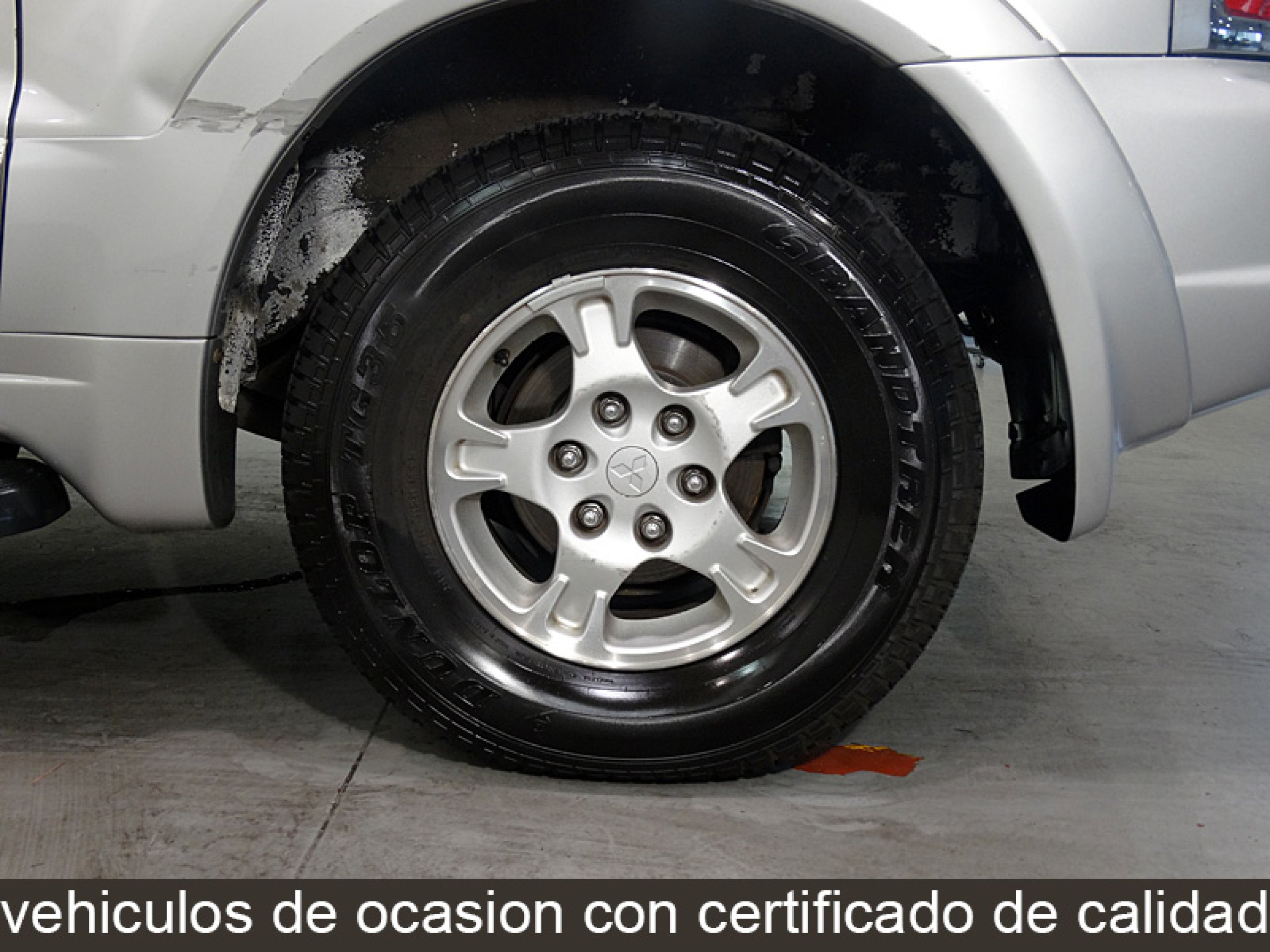 Foto Mitsubishi Montero 30 Foto Mitsubishi Montero 30
