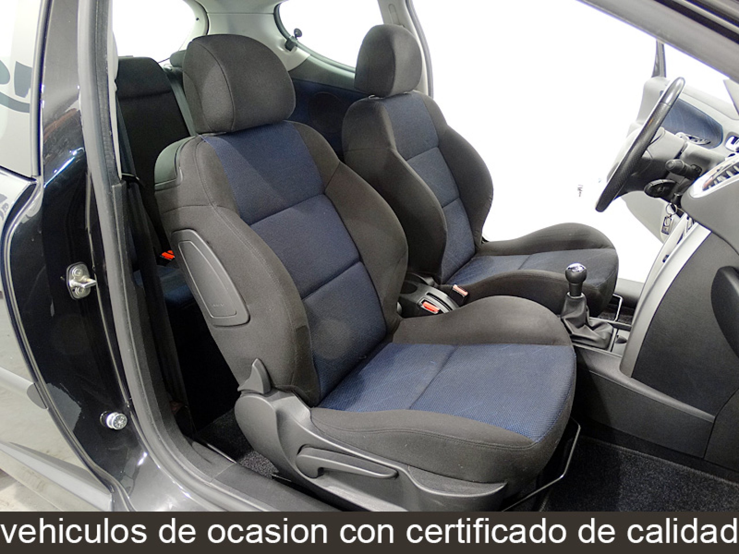 Foto Peugeot 207 19