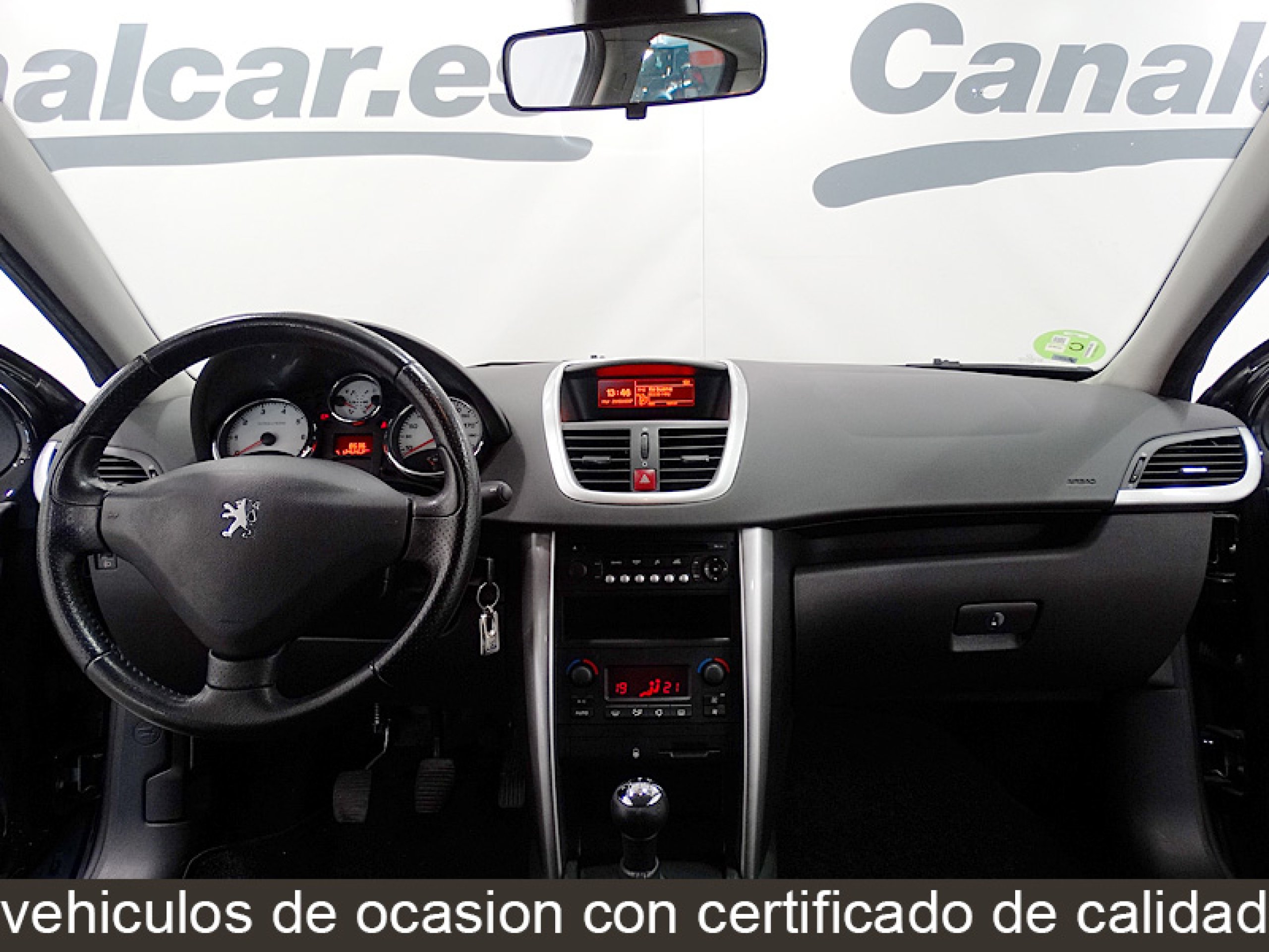 Foto Peugeot 207 23