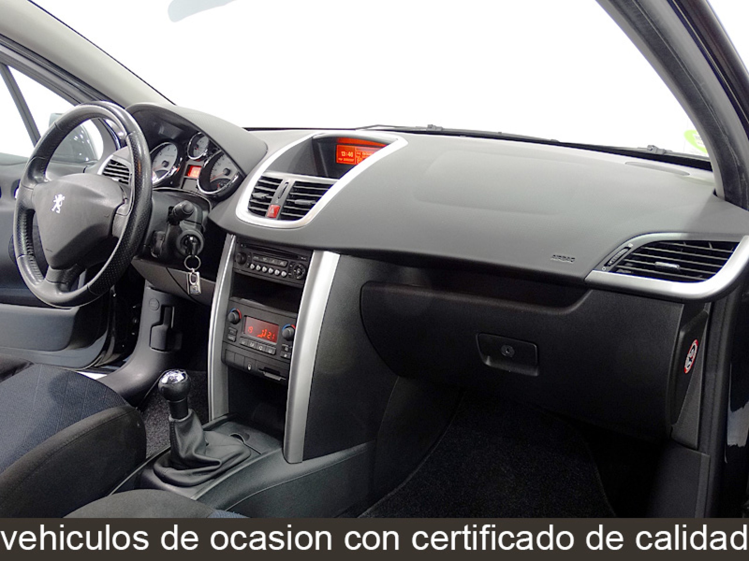 Foto Peugeot 207 24
