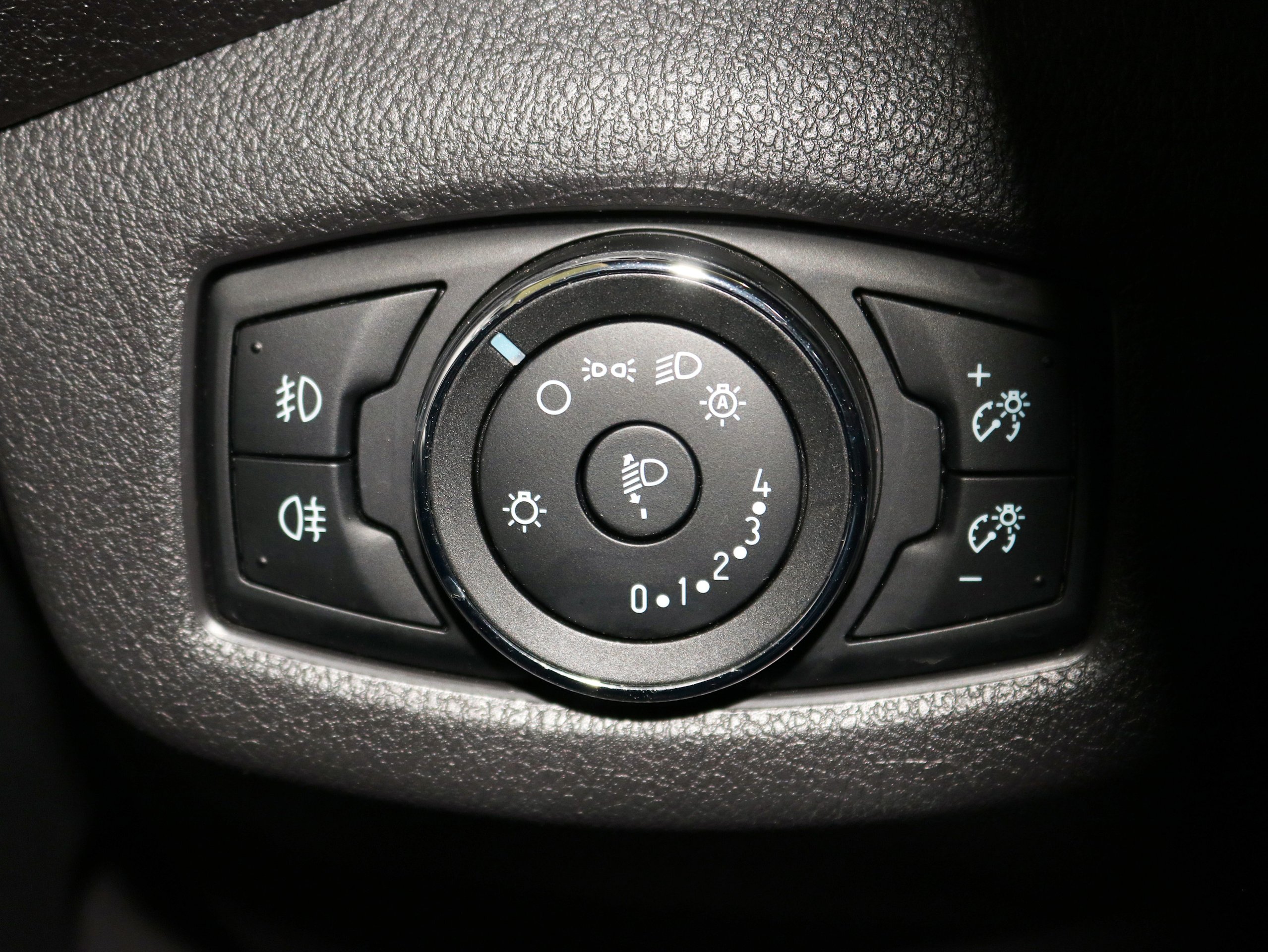 Foto Ford Tourneo 30