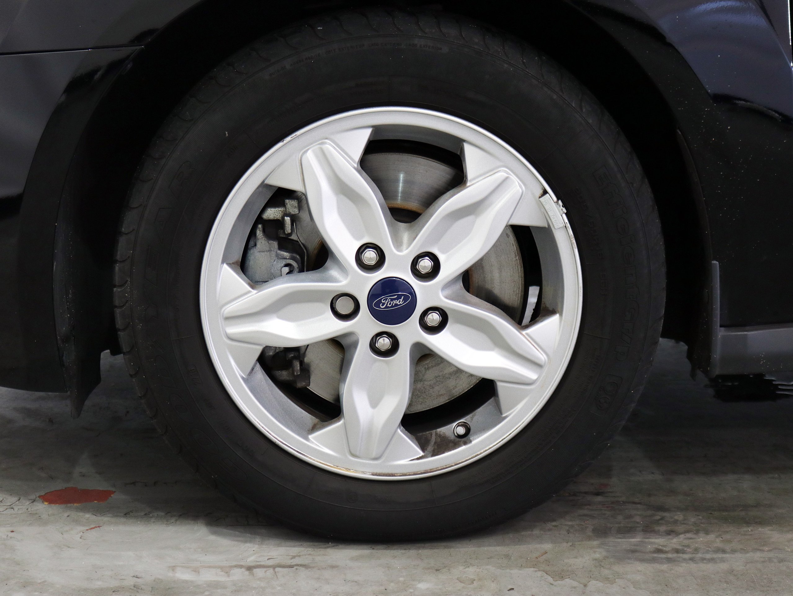 Foto Ford Tourneo 37