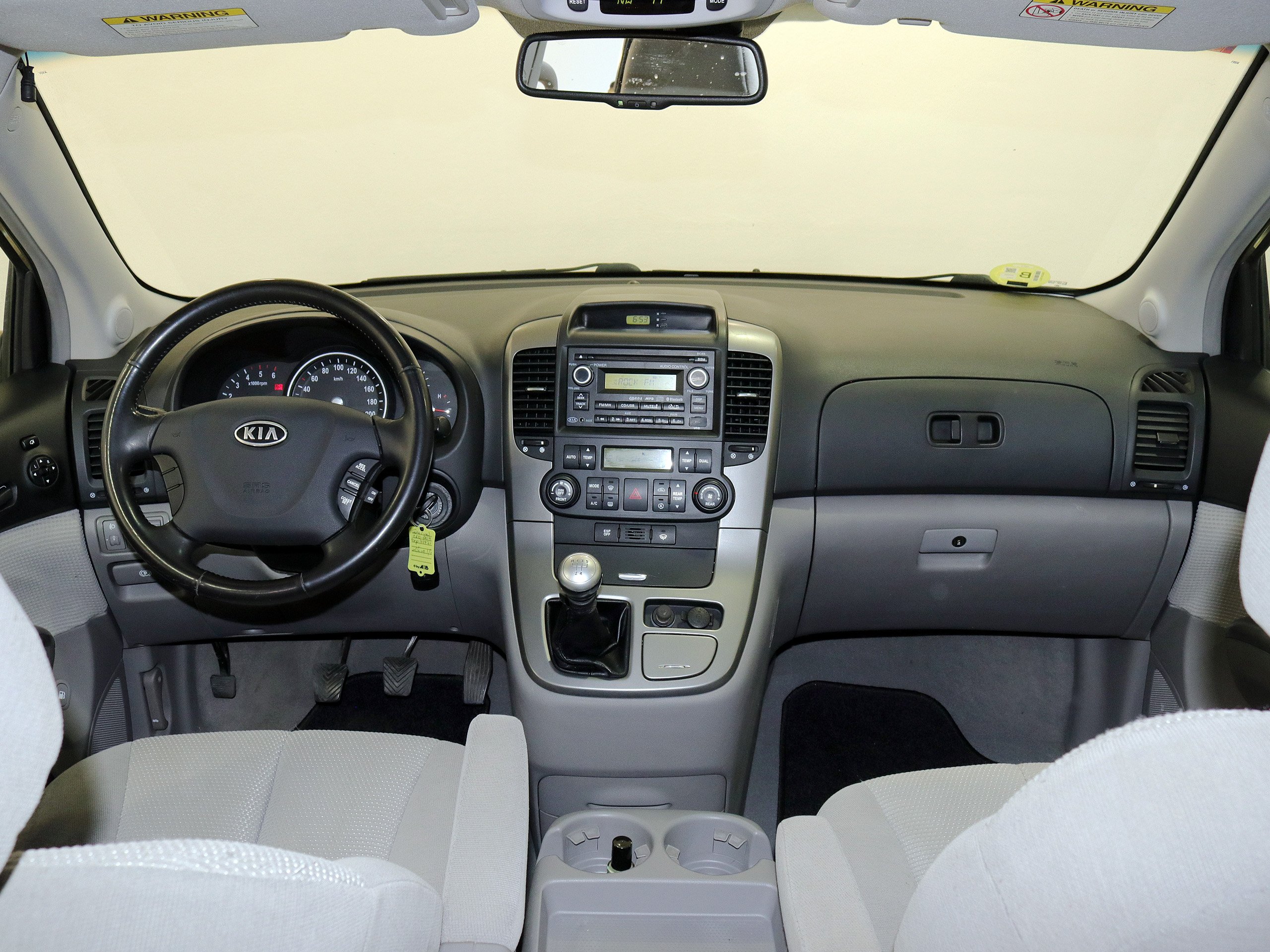 Foto Kia Carnival 20