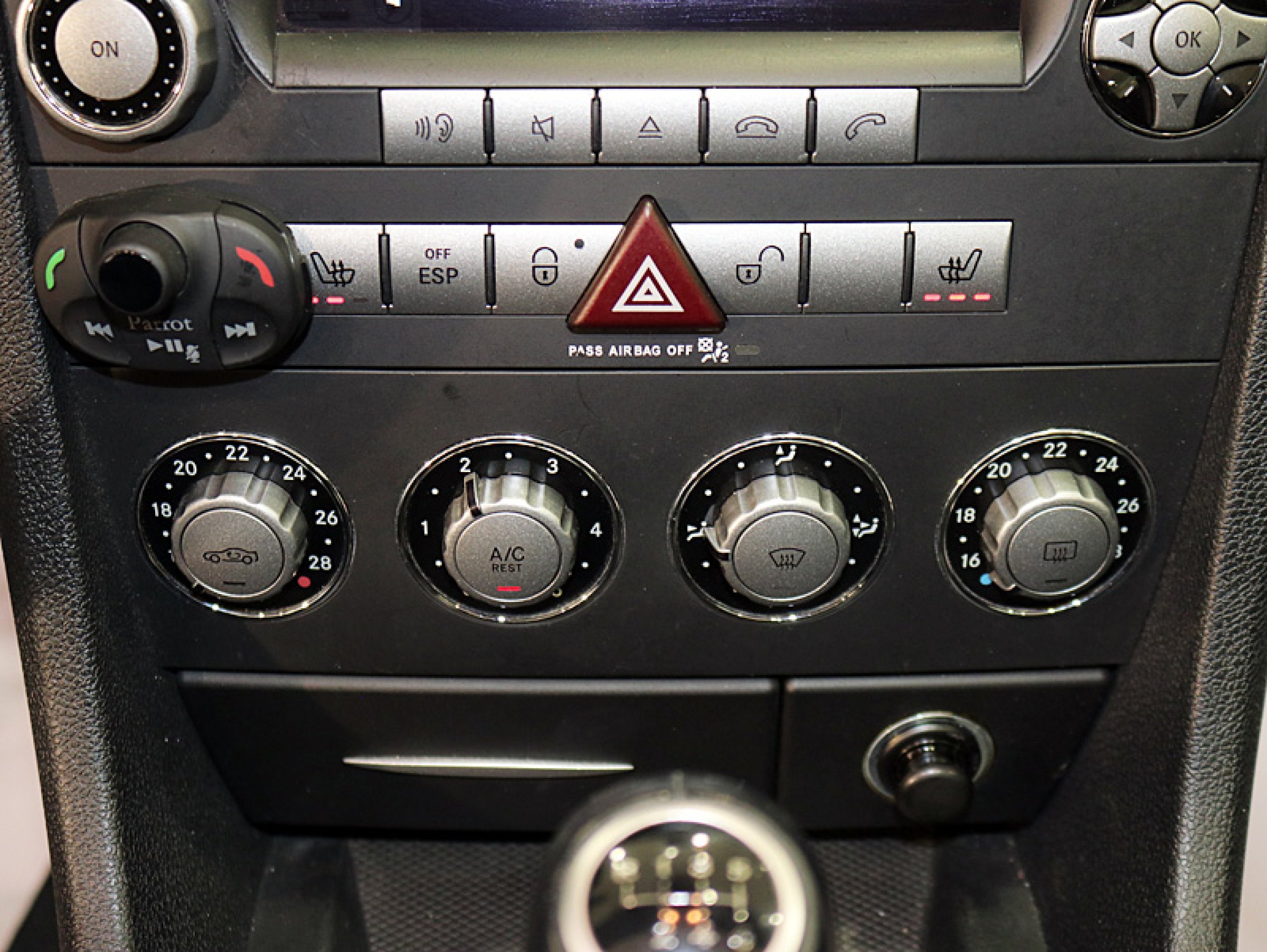 Foto Mercedes-Benz SLK 30