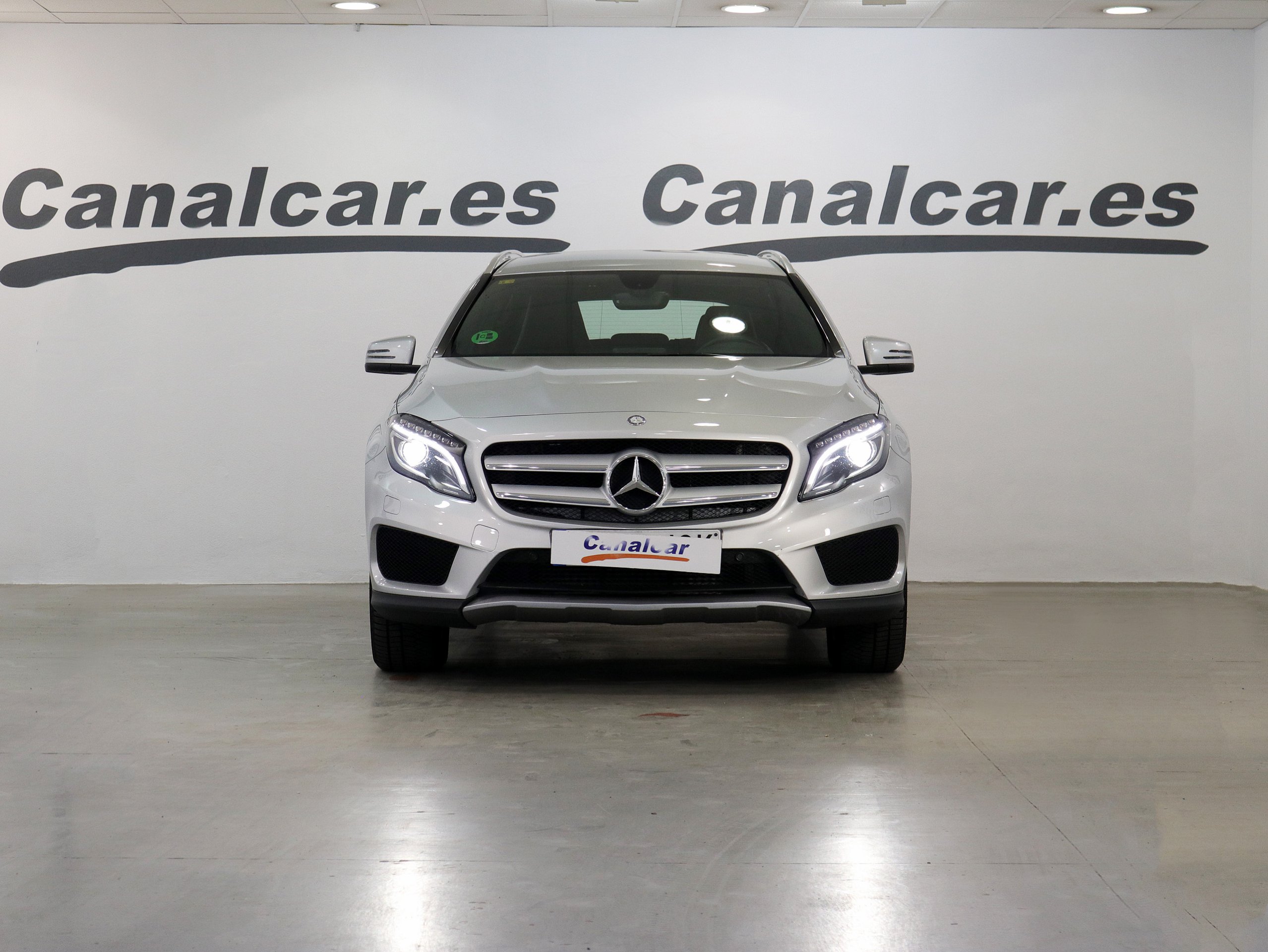 Foto Mercedes-Benz GLA 220 2