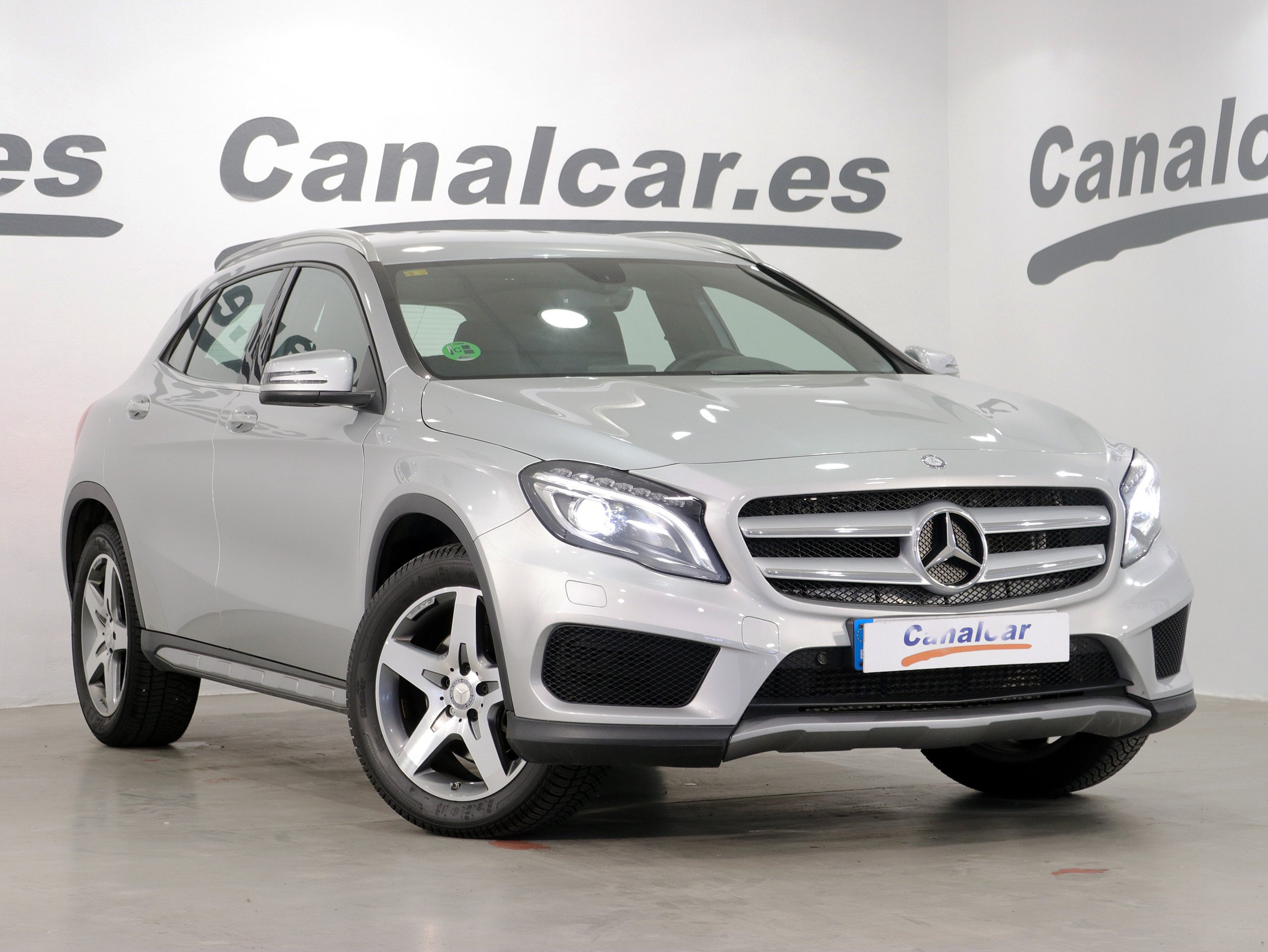 Foto Mercedes-Benz GLA 220 3