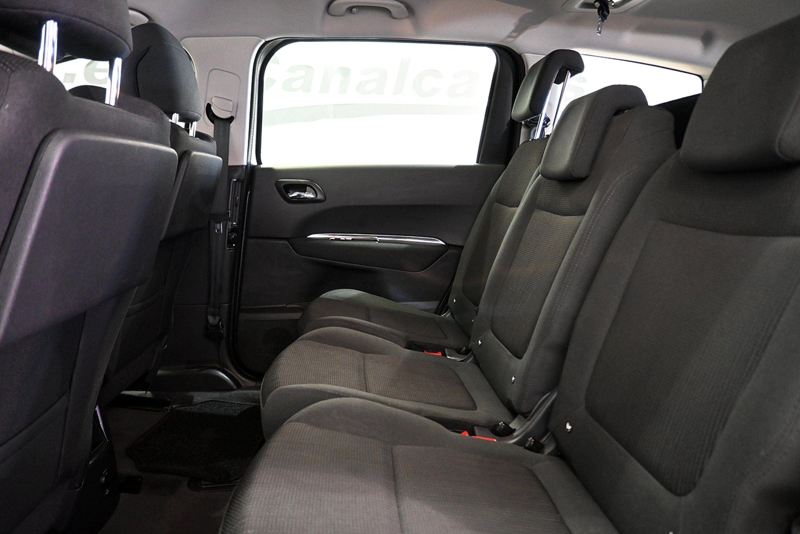 Foto Peugeot 5008 11