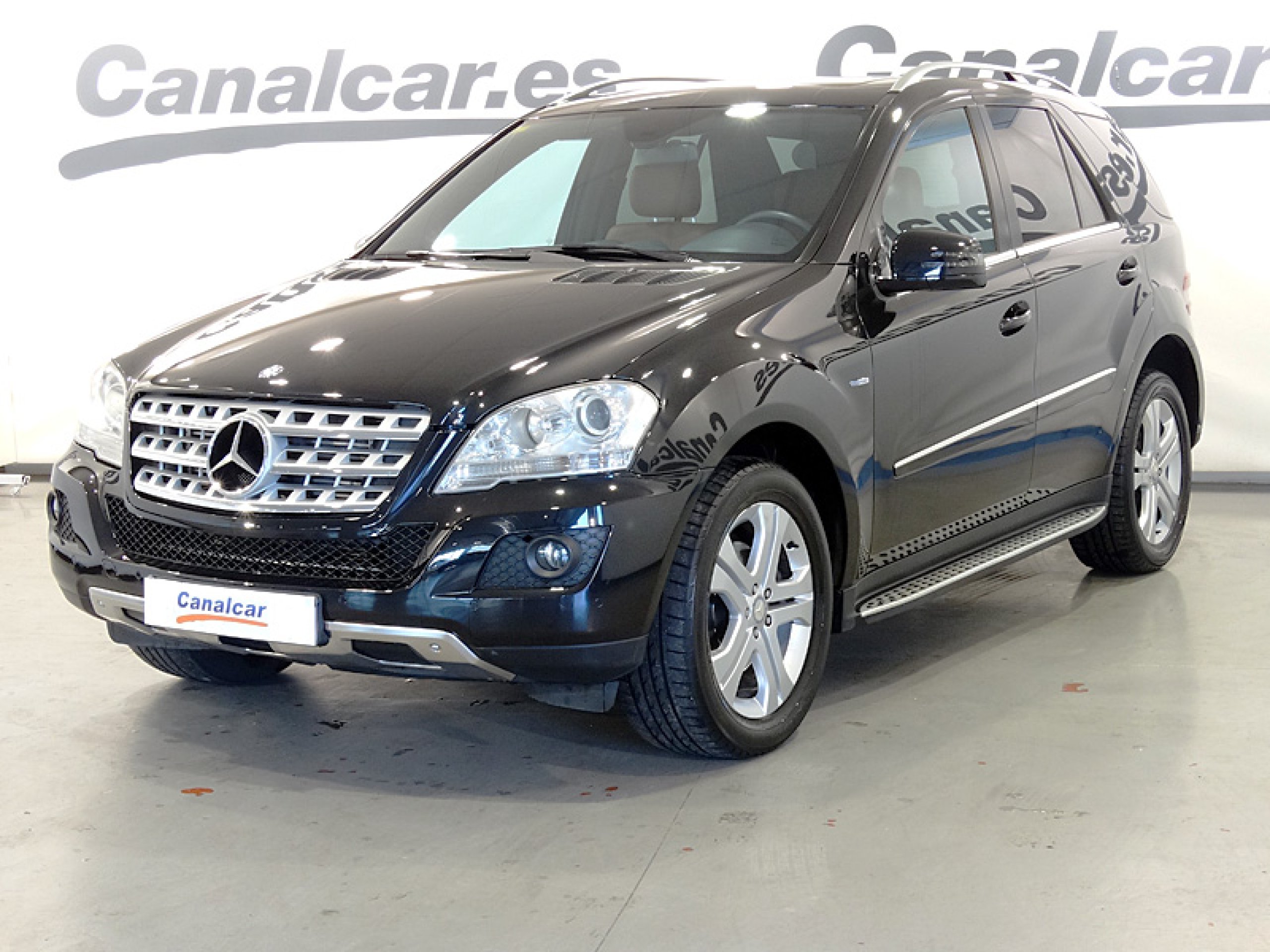 Foto Mercedes-Benz ML 300 1
