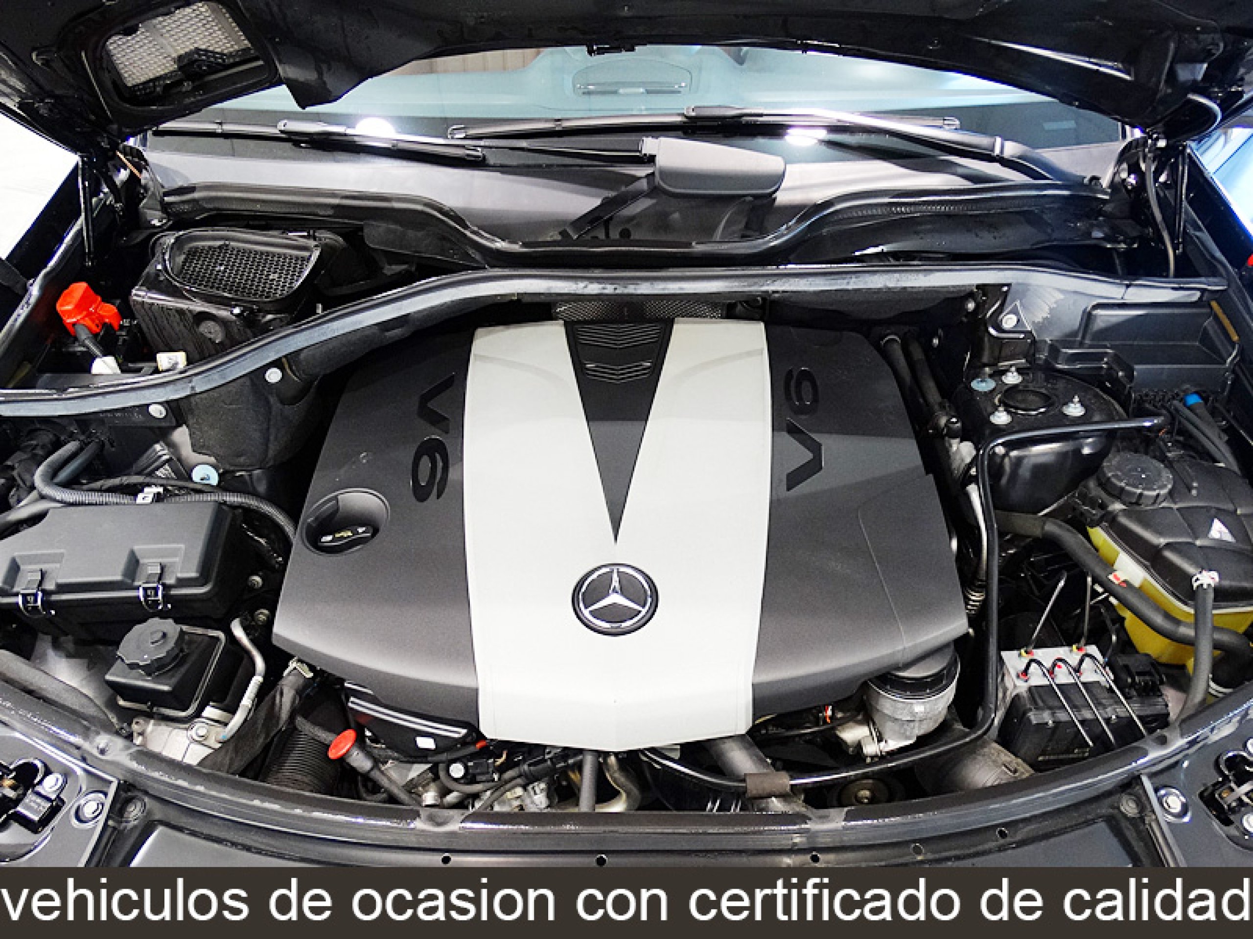 Foto Mercedes-Benz ML 300 16