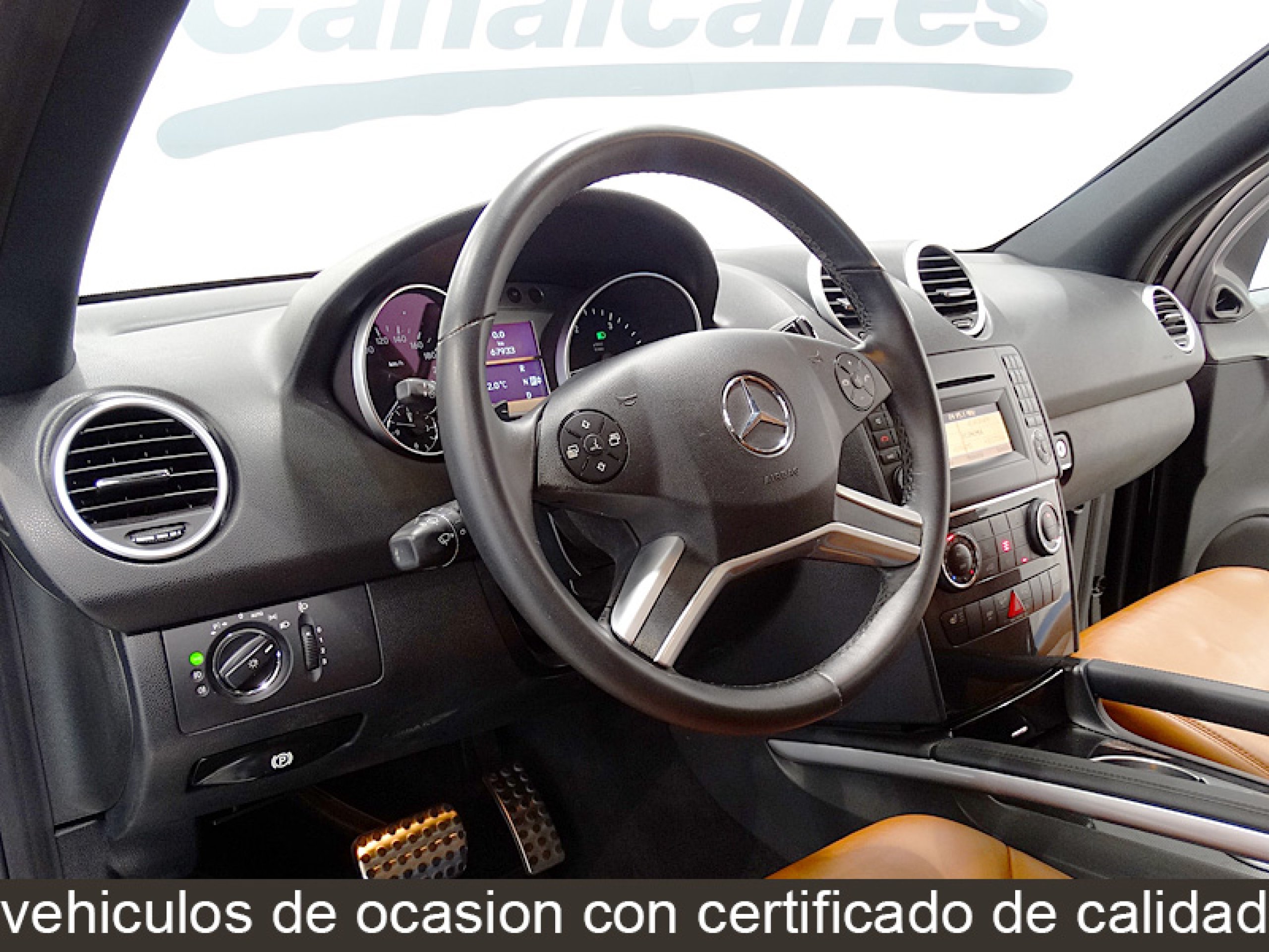 Foto Mercedes-Benz ML 300 26