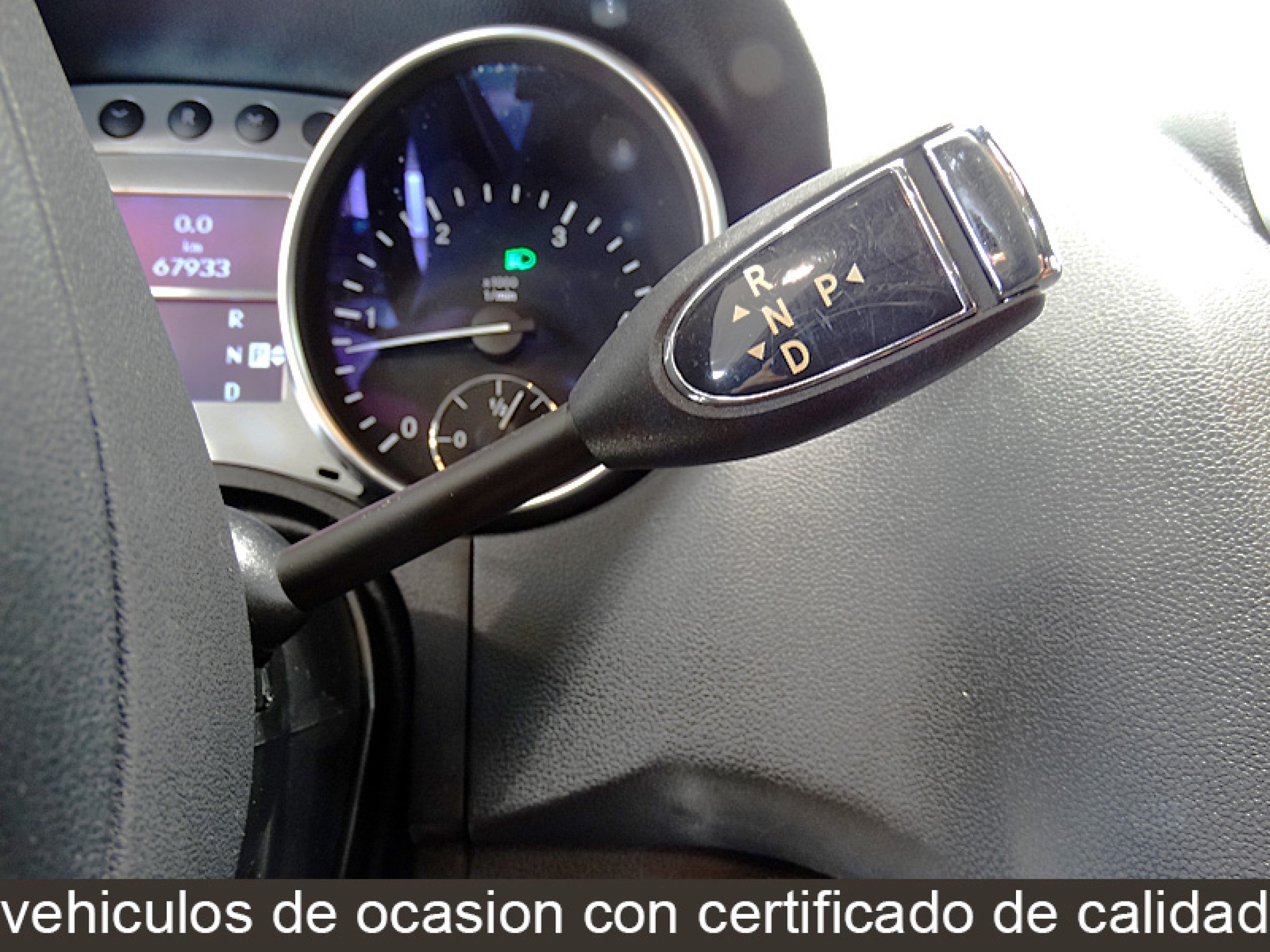 Foto Mercedes-Benz ML 300 36