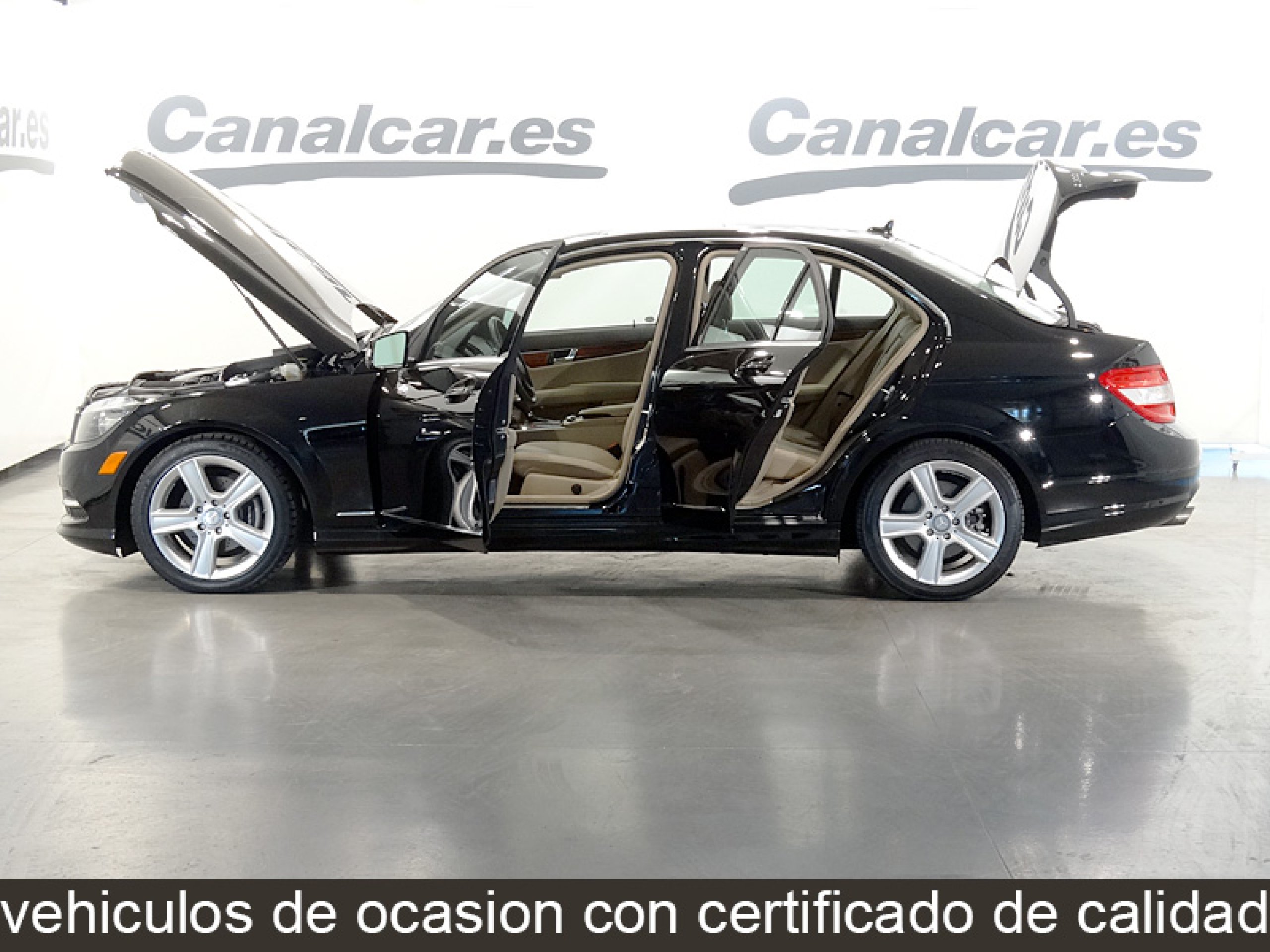 Foto Mercedes-Benz C 300 12