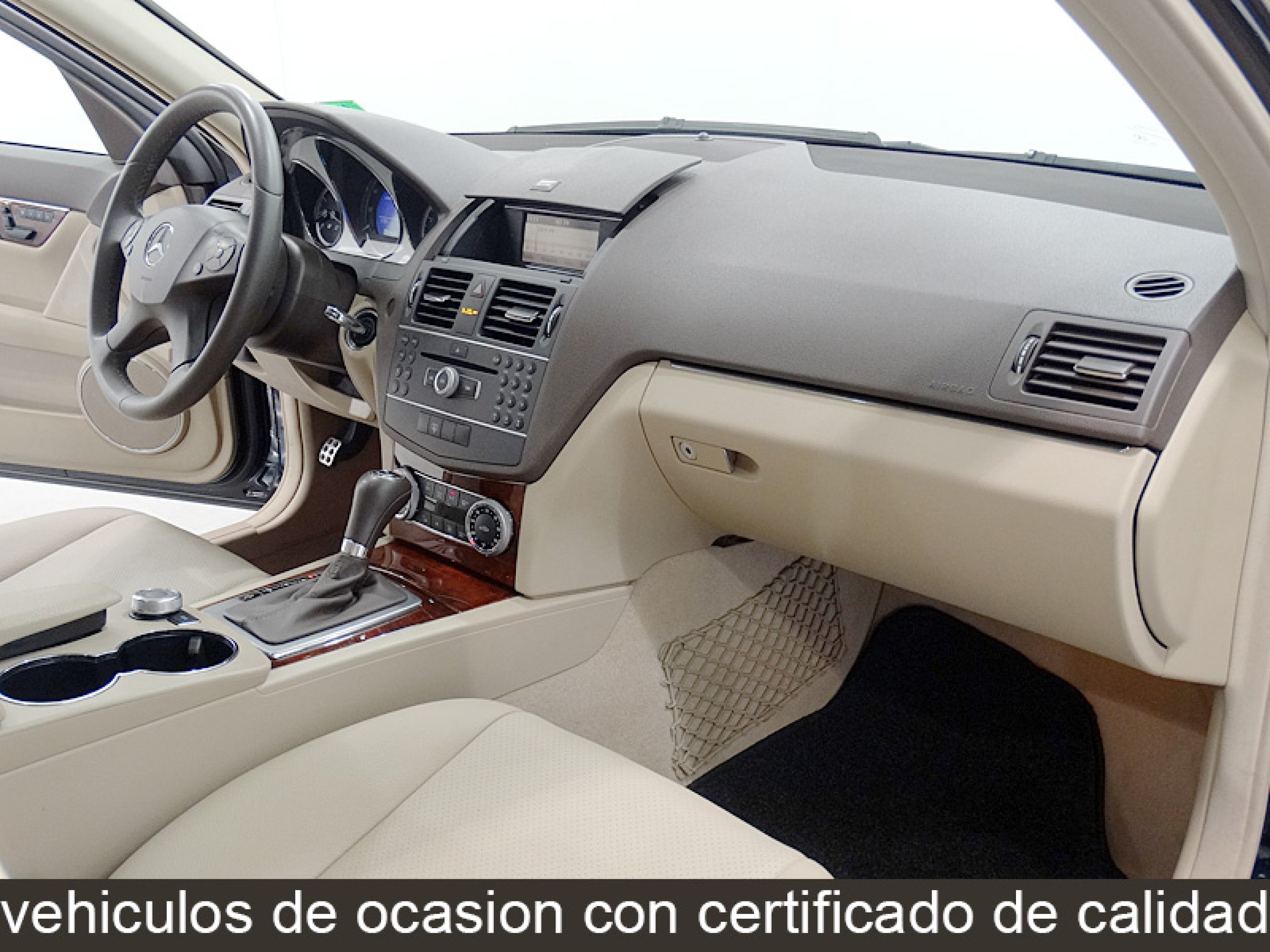 Foto Mercedes-Benz C 300 27