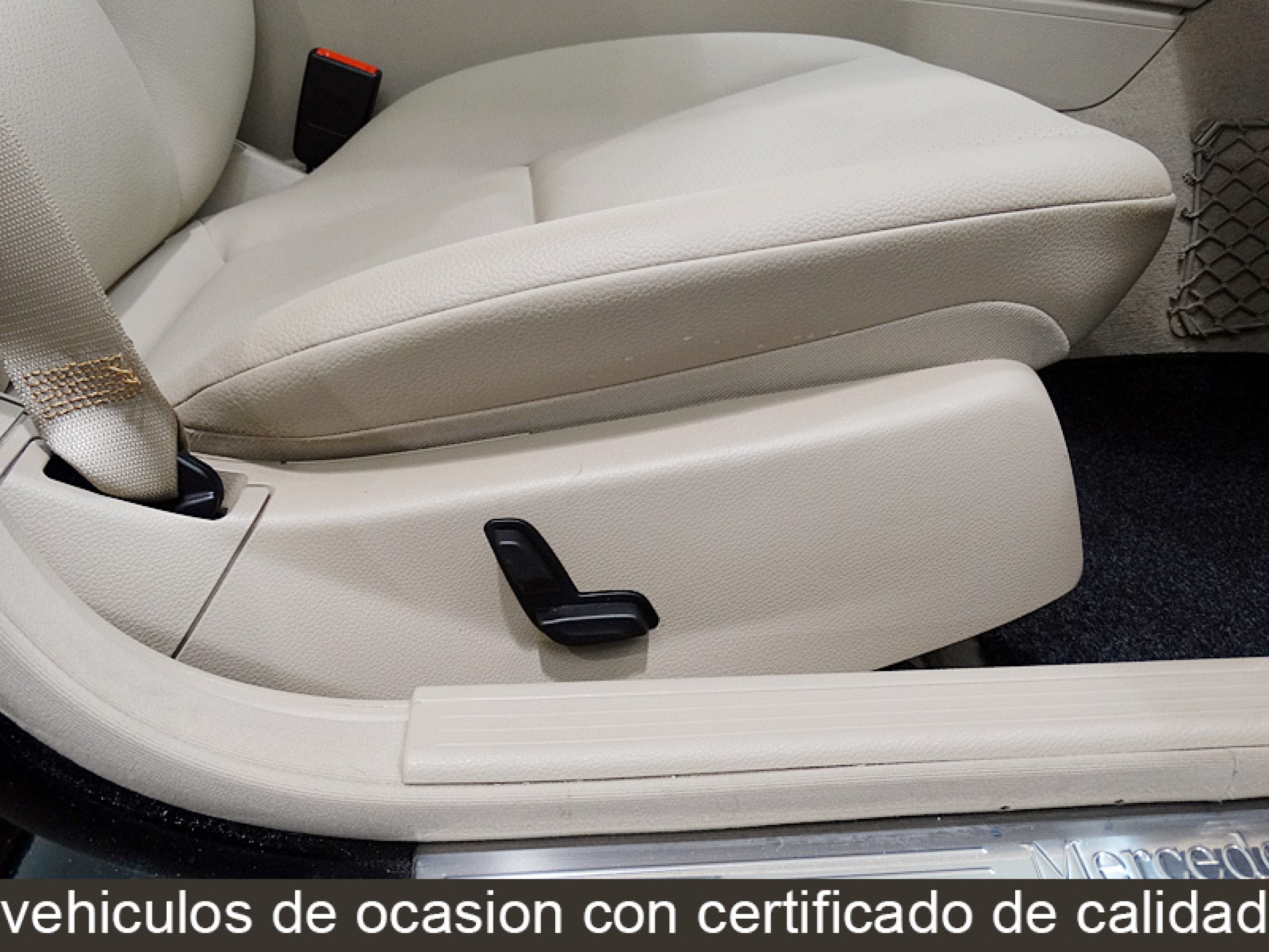Foto Mercedes-Benz C 300 28