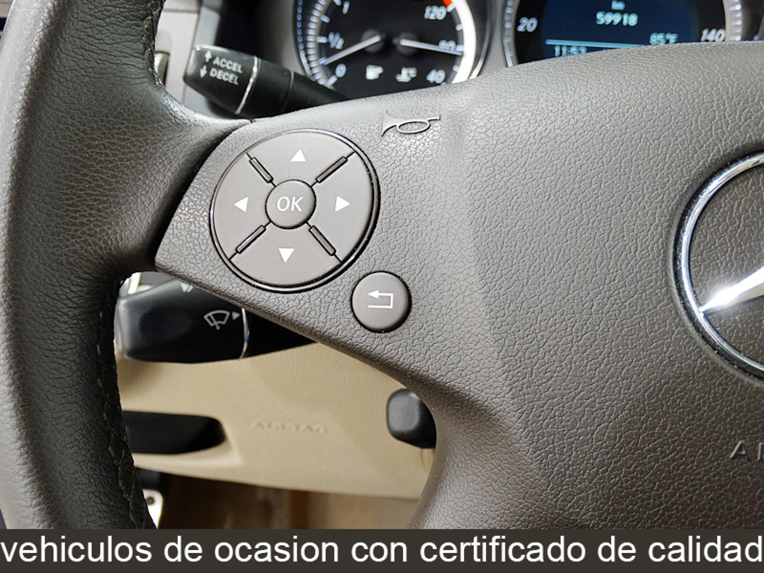 Foto Mercedes-Benz C 300 32