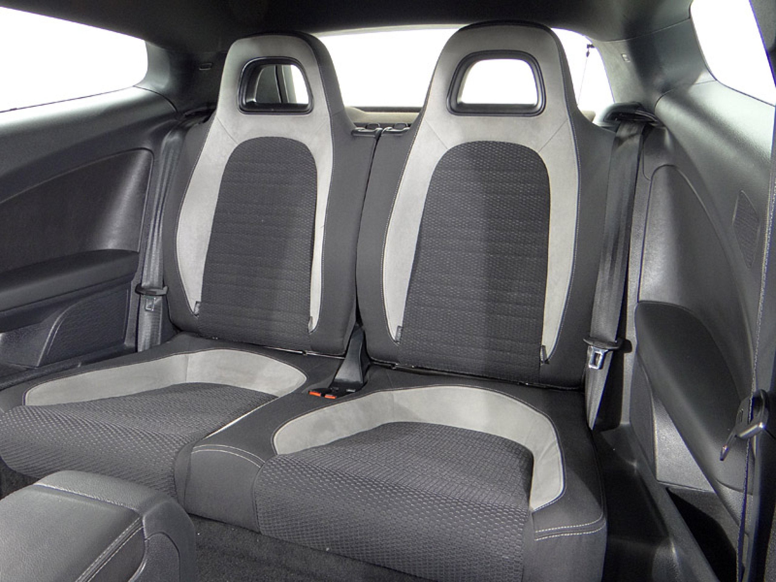 Foto Volkswagen Scirocco 25
