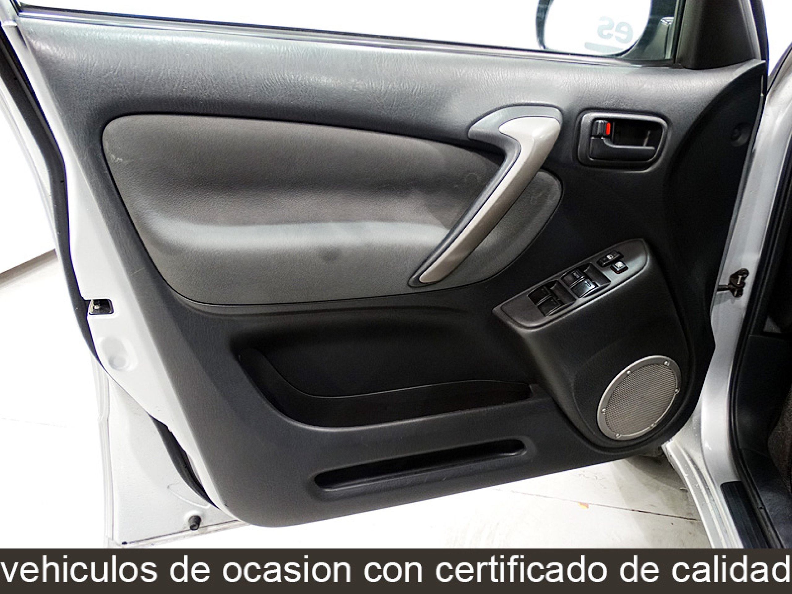 Foto Toyota RAV-4 18