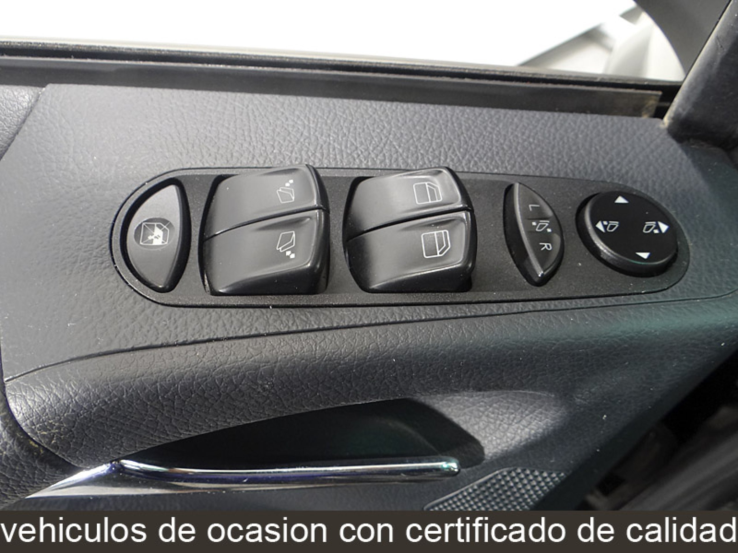 Foto Mercedes-Benz Viano 31