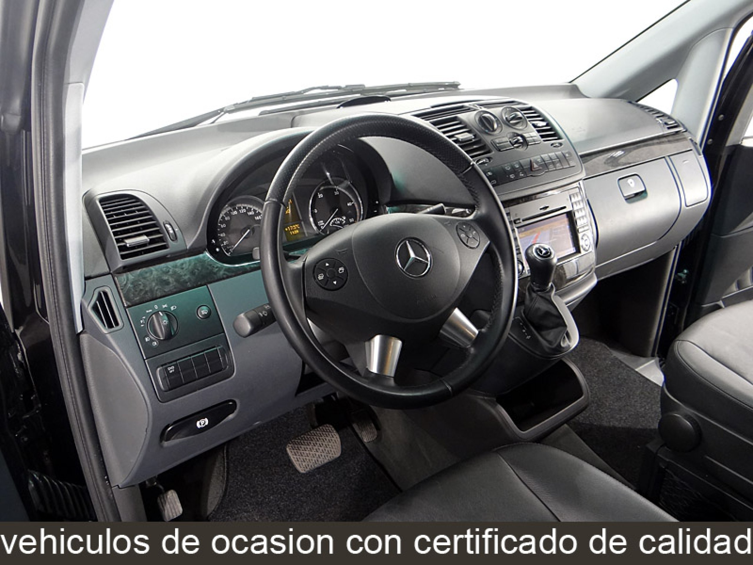 Foto Mercedes-Benz Viano 32