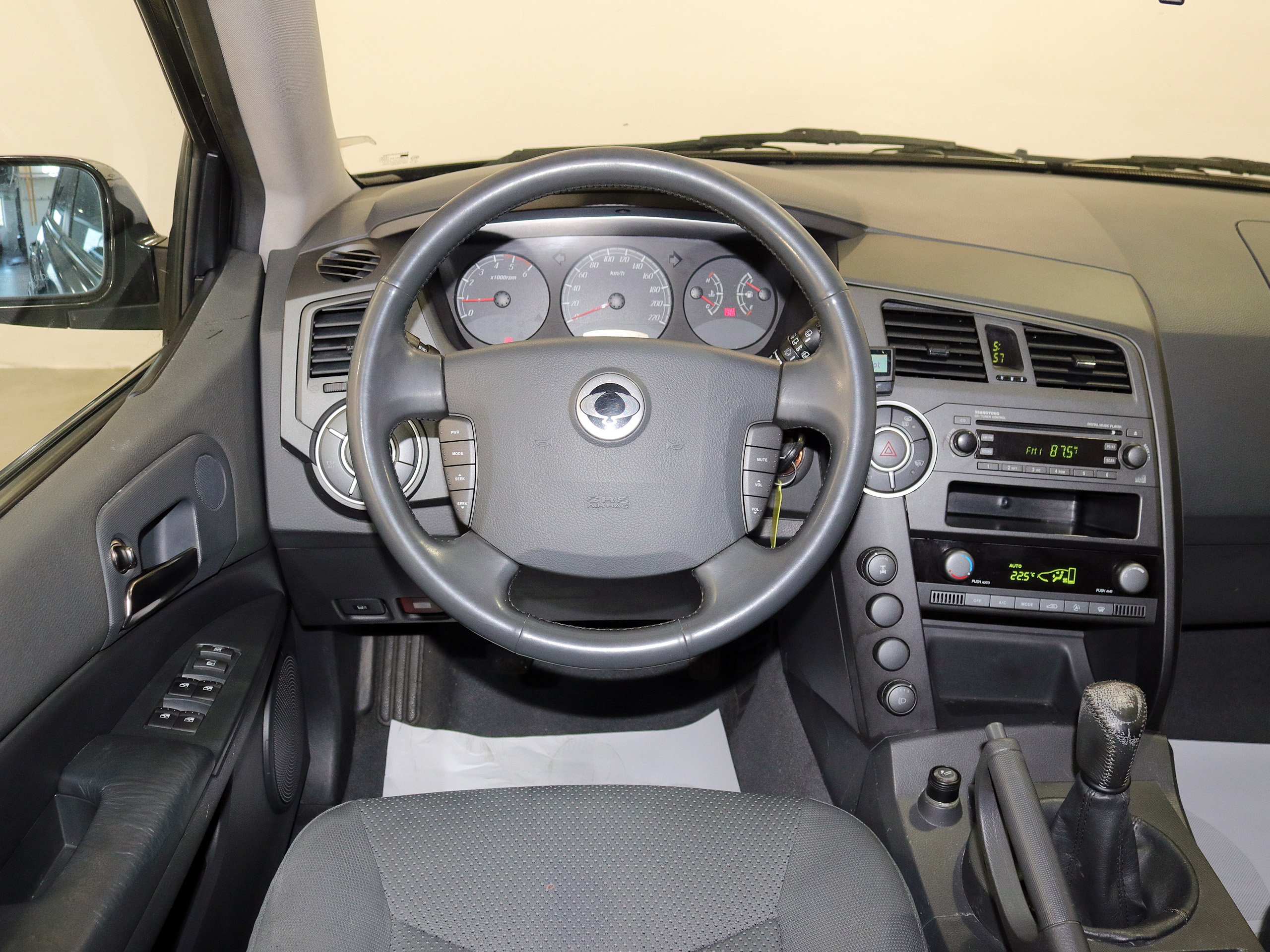 Foto Ssangyong Kyron 21
