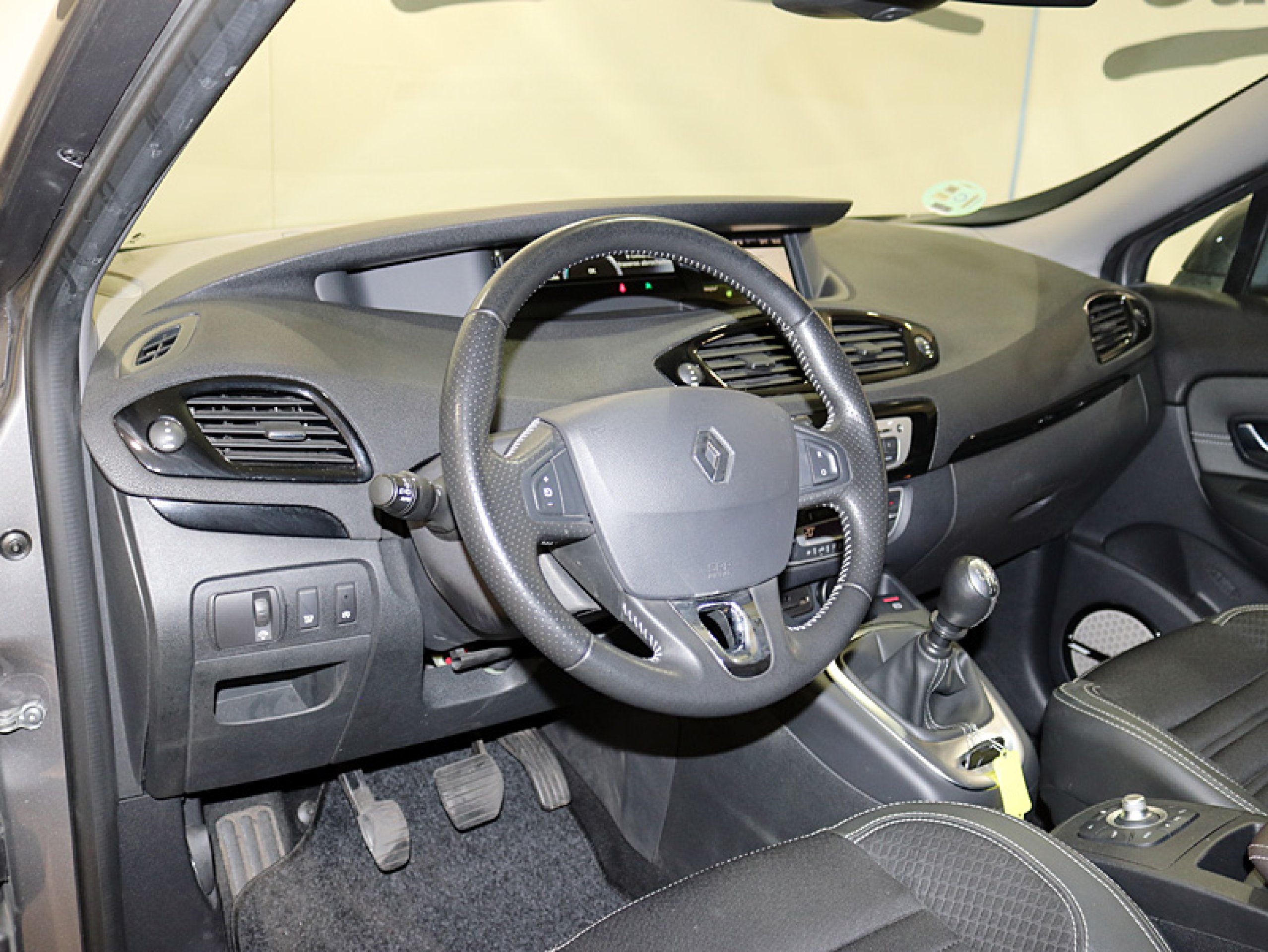 Foto Renault Grand Scenic 28