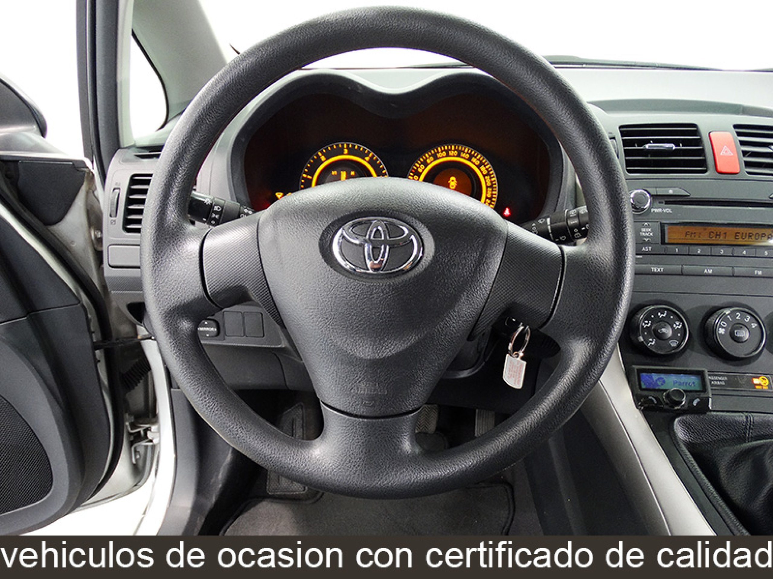 Foto Toyota Auris 24